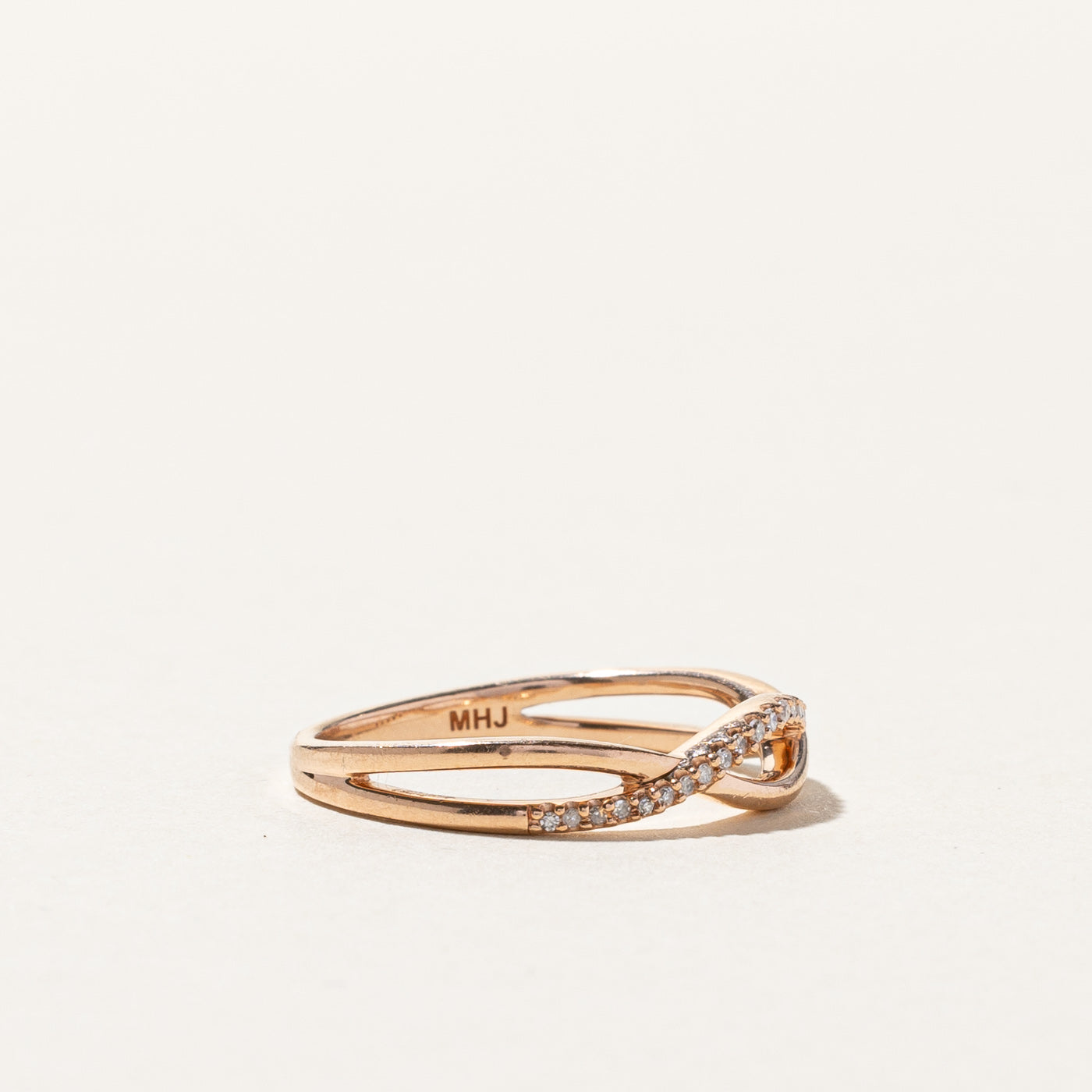 Crossover Diamond Ring | 0.07ctw | SZ 7.25 |