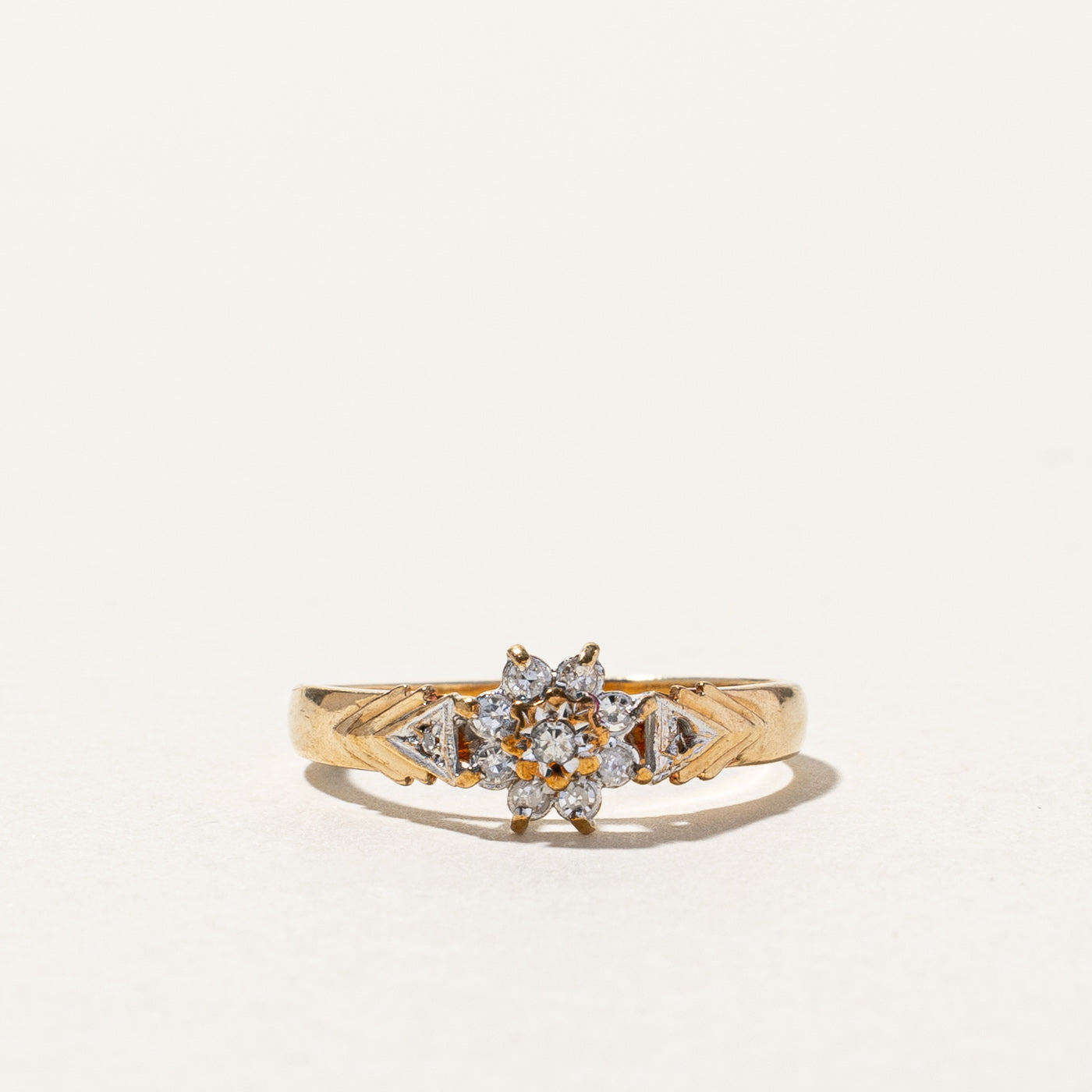 1991 Sheffield Cluster Diamond Ring | 0.10ctw | SZ 6 |