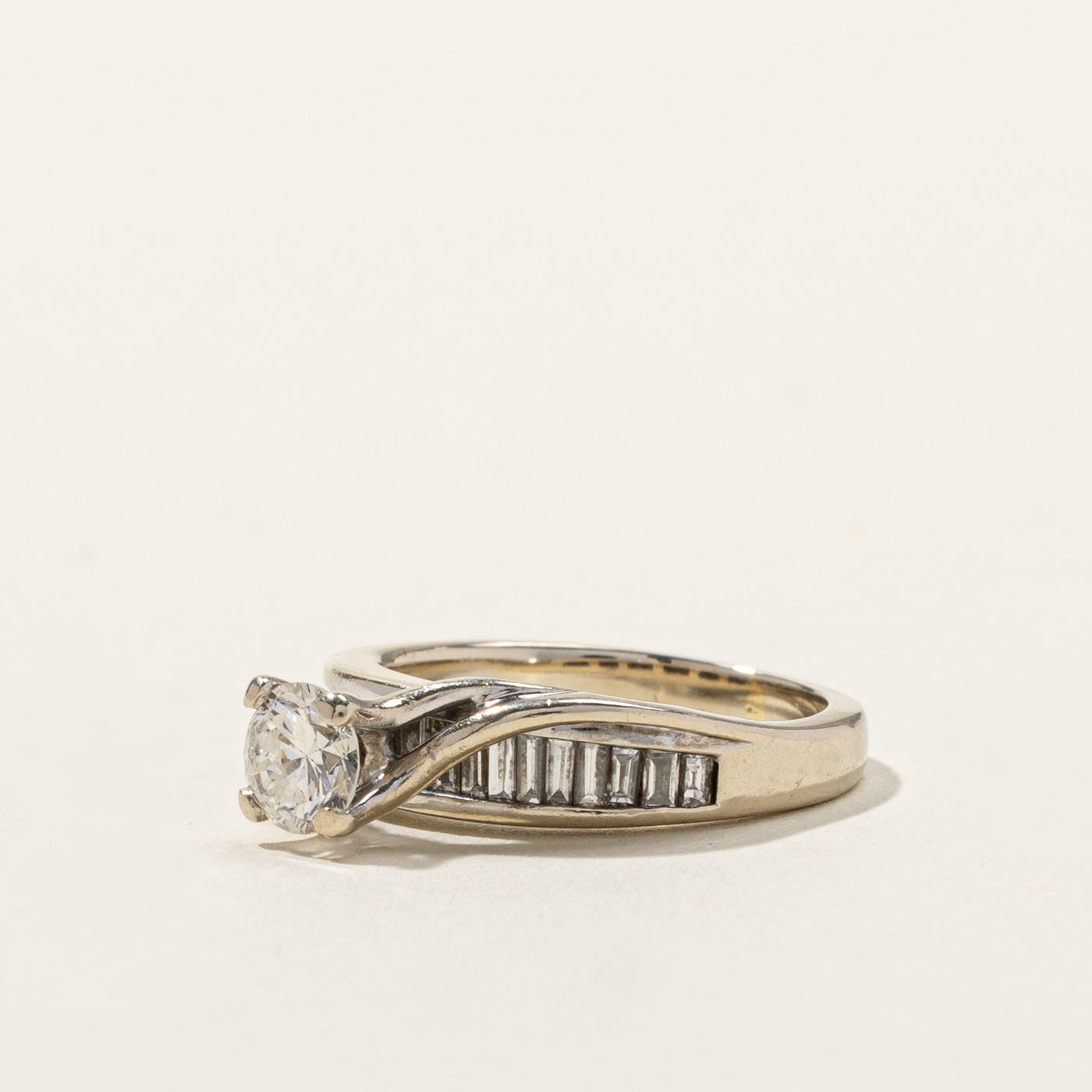 Solitaire with Accents Diamond Engagement Ring | 0.81ctw I1 I/J | SZ 4.75 |