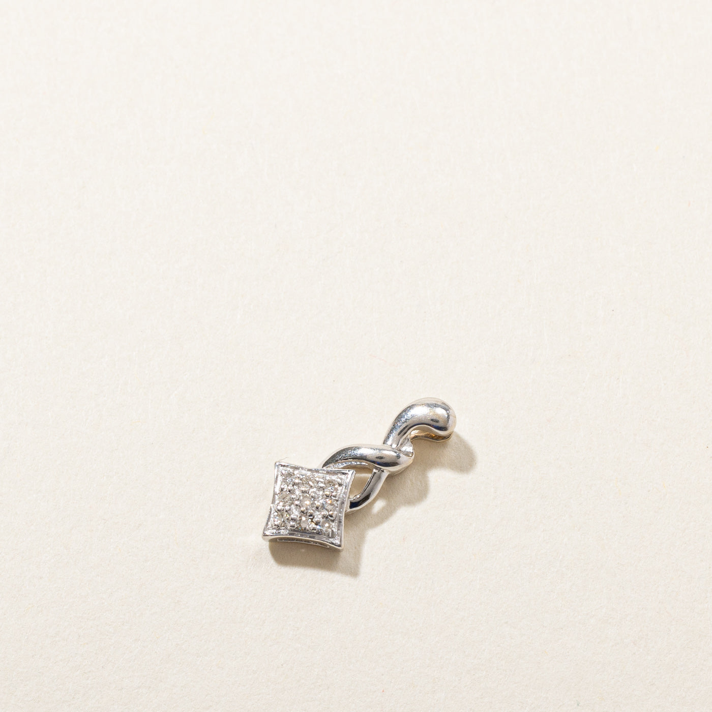 Cluster Diamond Pendant | 0.03ctw |