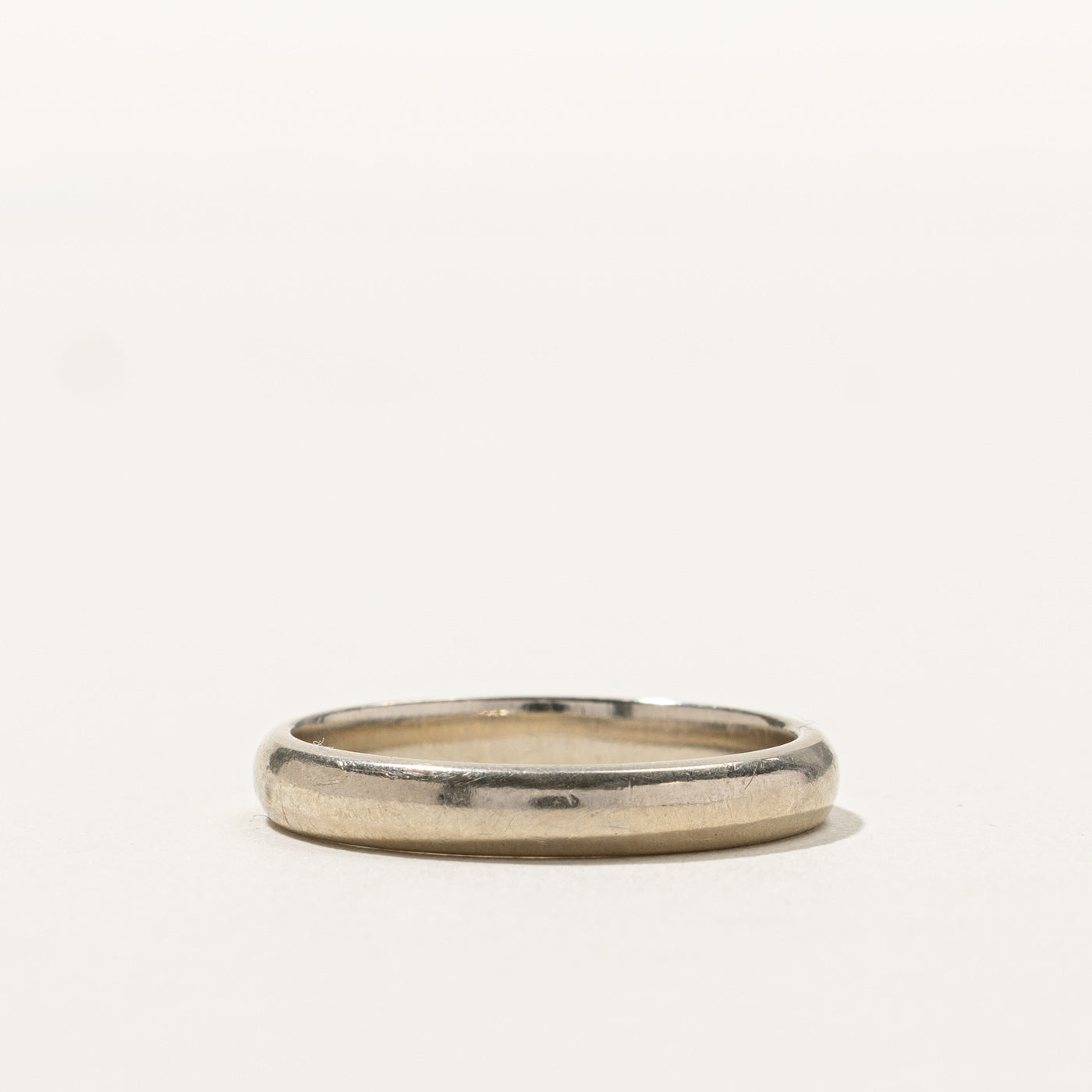 Plain White Gold Band | SZ 7.5 |
