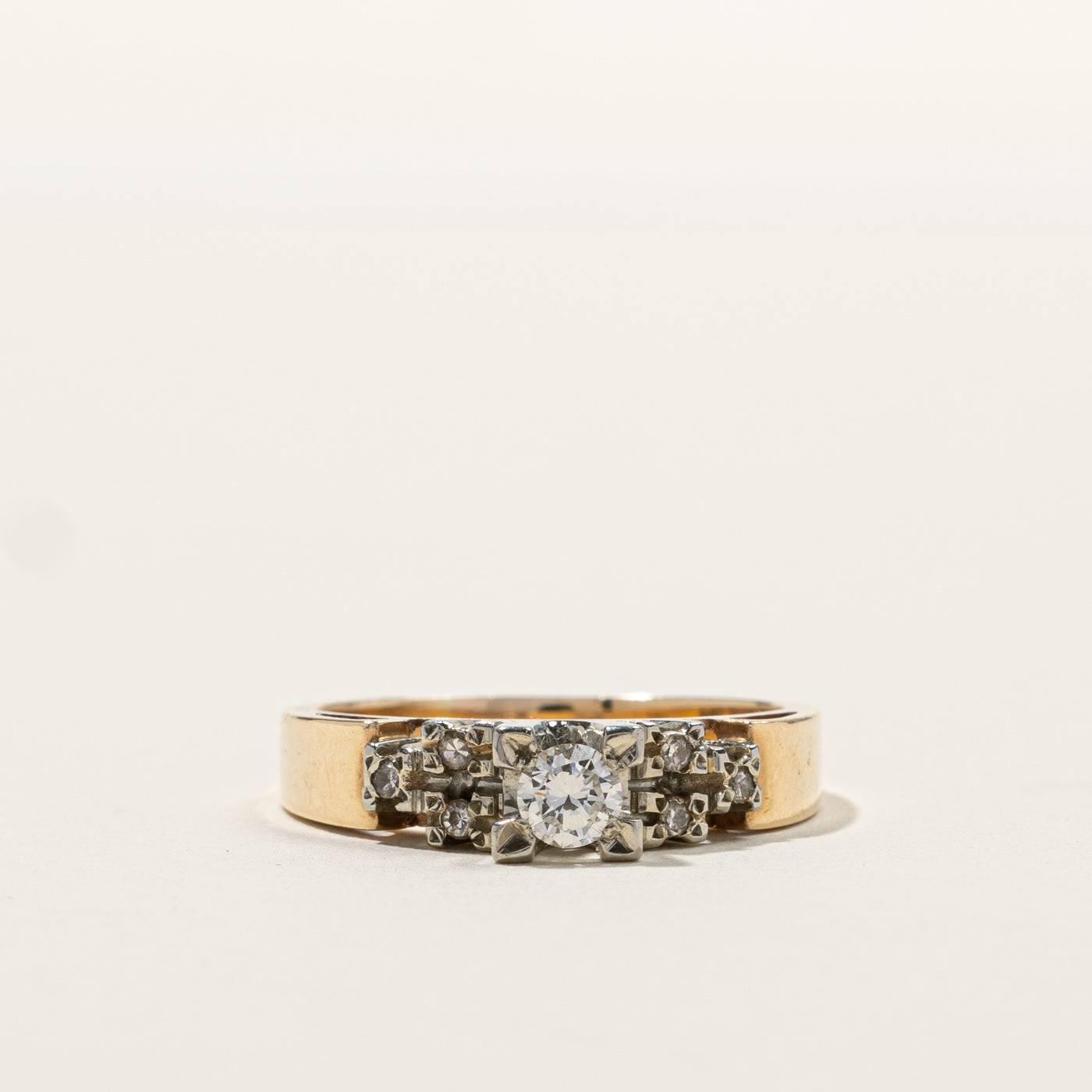 Bague en diamants en grappe | 0,26 ct | Taille 8,75 |