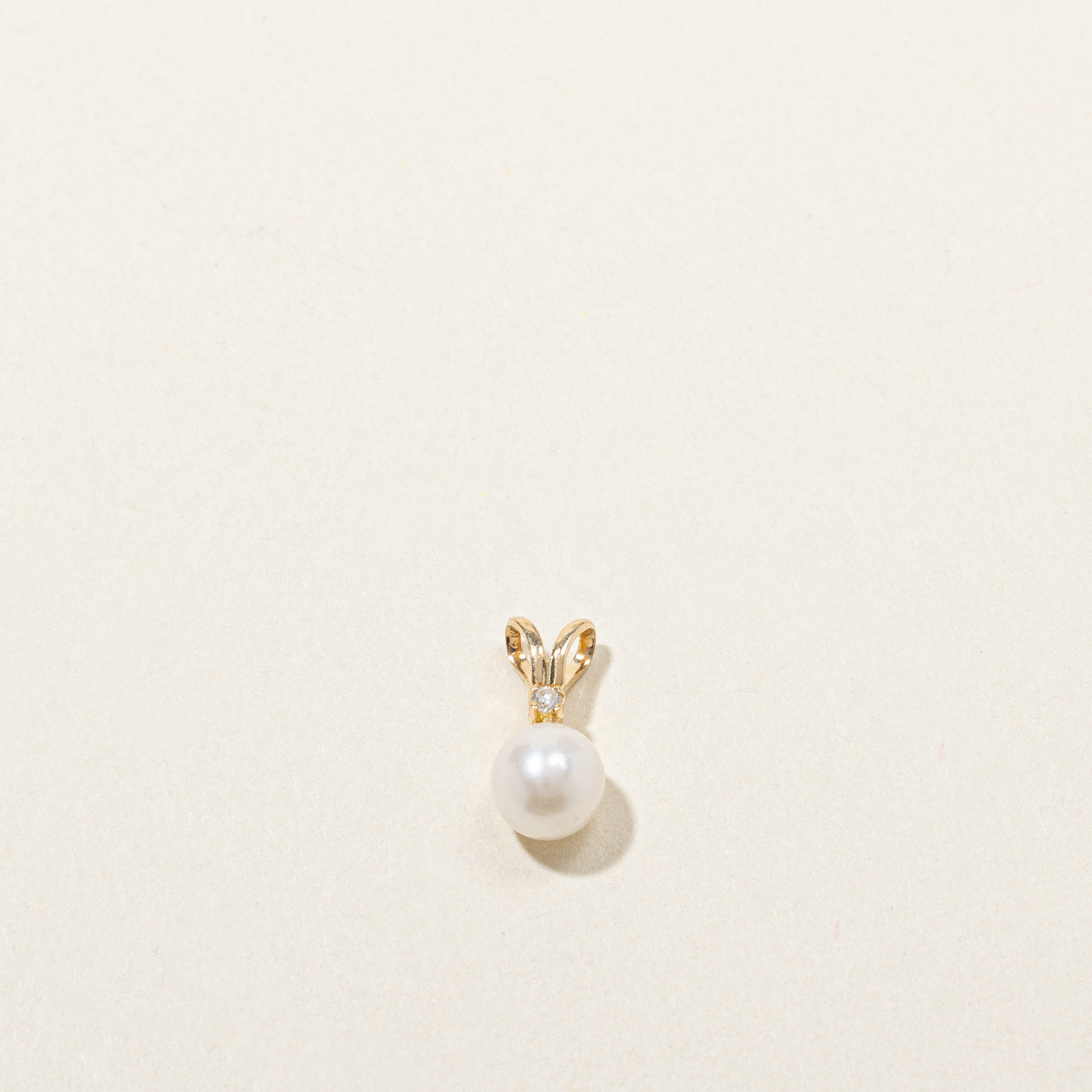 Pearl & Diamond Drop Pendant | 0.01ct |