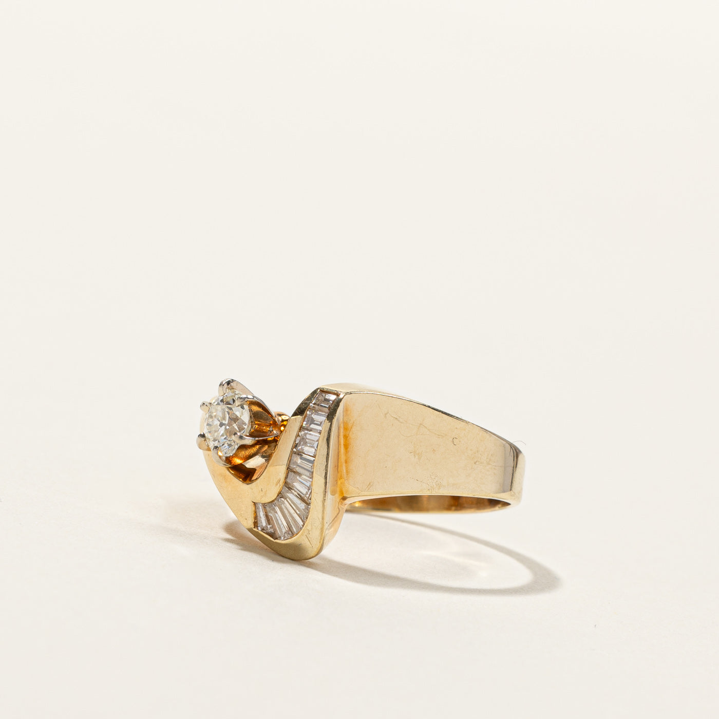 Chevron Diamond Ring | 0.63ctw | SZ 7.25 |