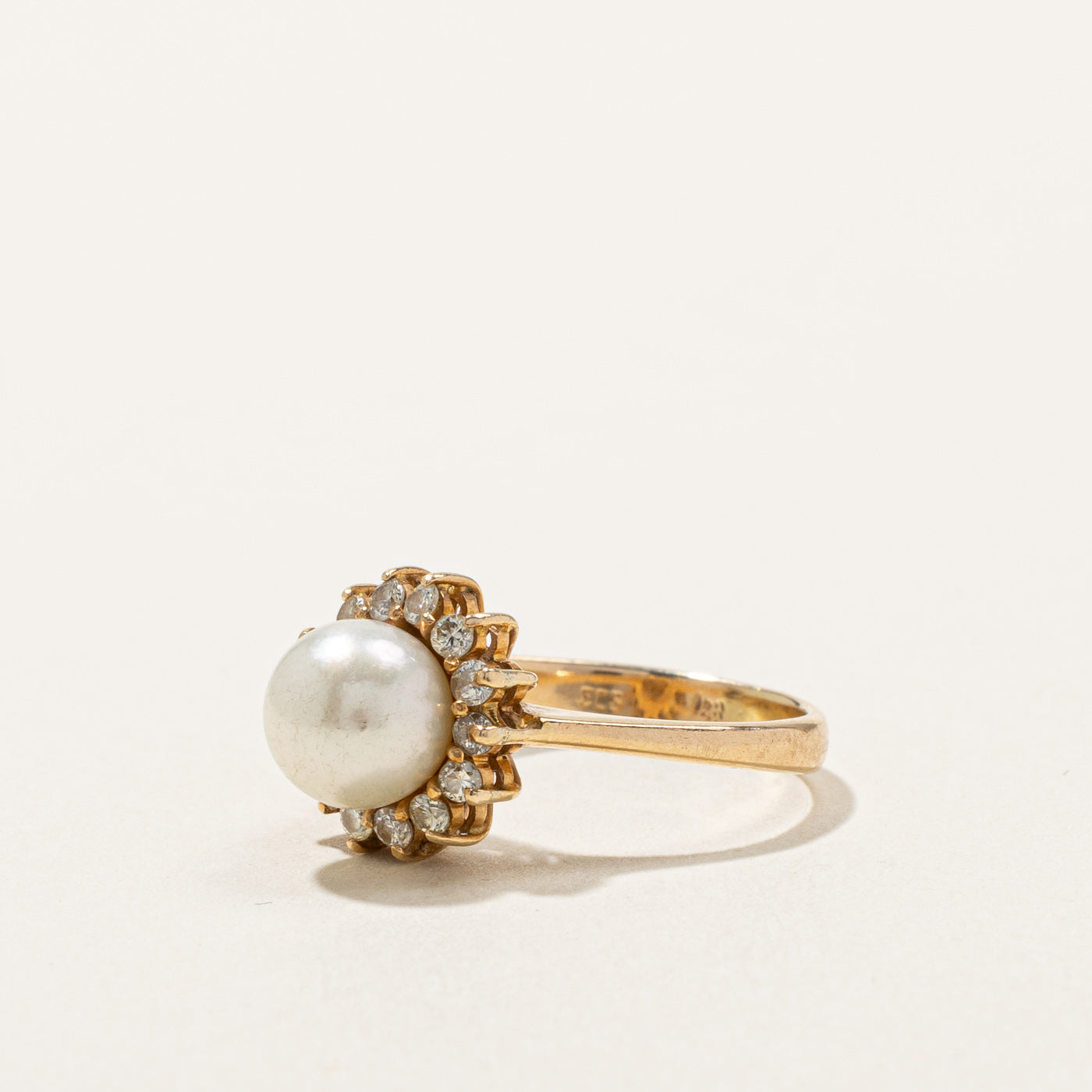 Bague cocktail perle et diamant | 0,28 ct | Taille 5,5 |