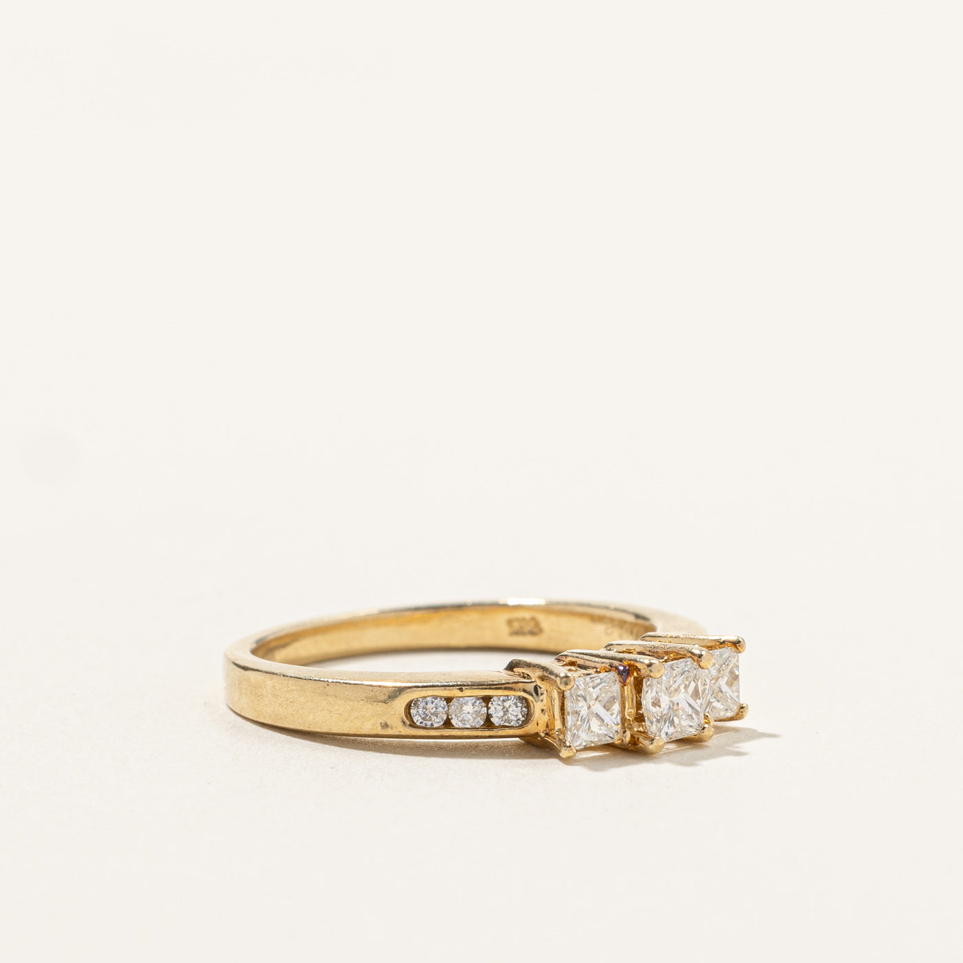Three Stone Diamond Ring | 0.63ctw | SZ 7 |