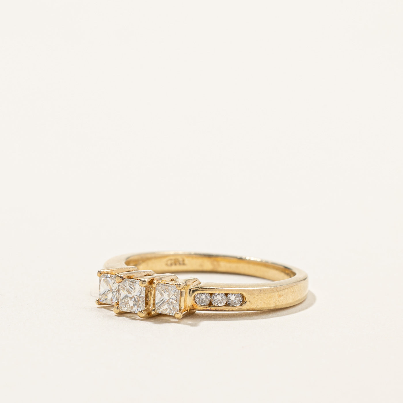 Three Stone Diamond Ring | 0.63ctw | SZ 7 |