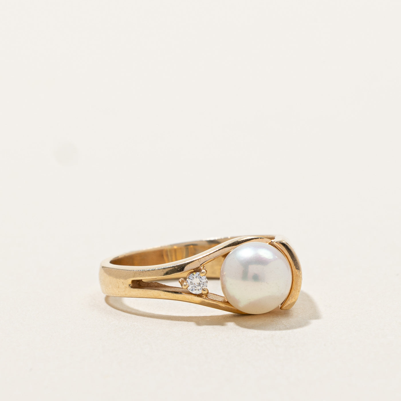 Pearl & Diamond Ring | 0.04ct | SZ 5.5 |