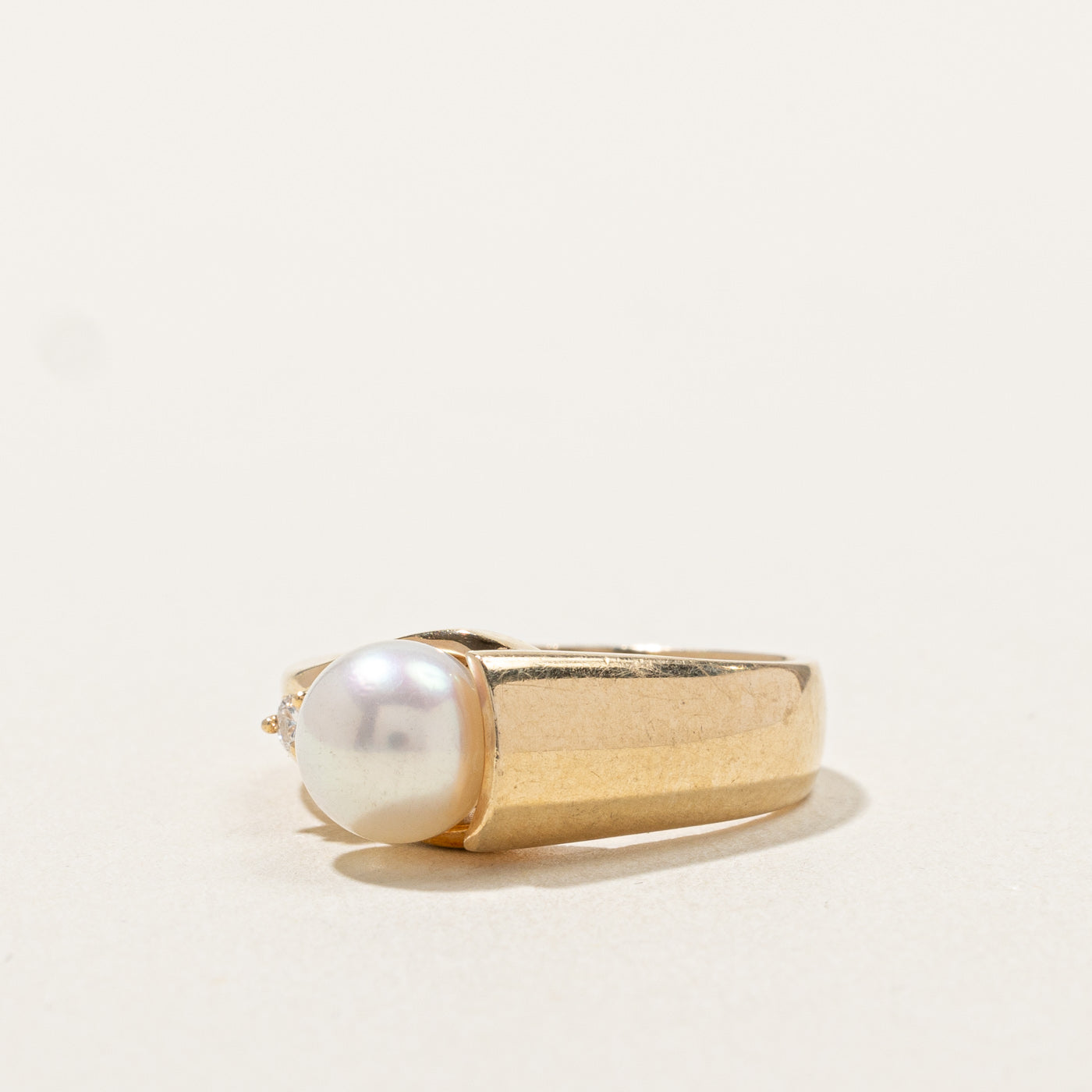 Pearl & Diamond Ring | 0.04ct | SZ 5.5 |