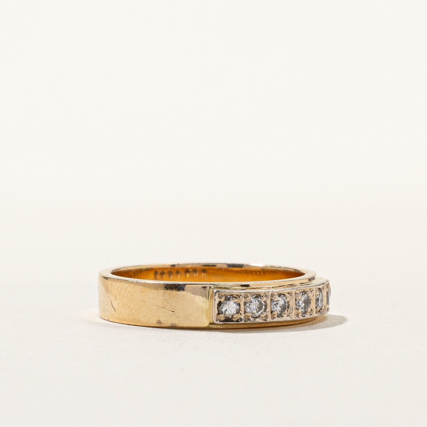 Seven Stone Diamond Ring | 0.14ctw | SZ 5.75 |