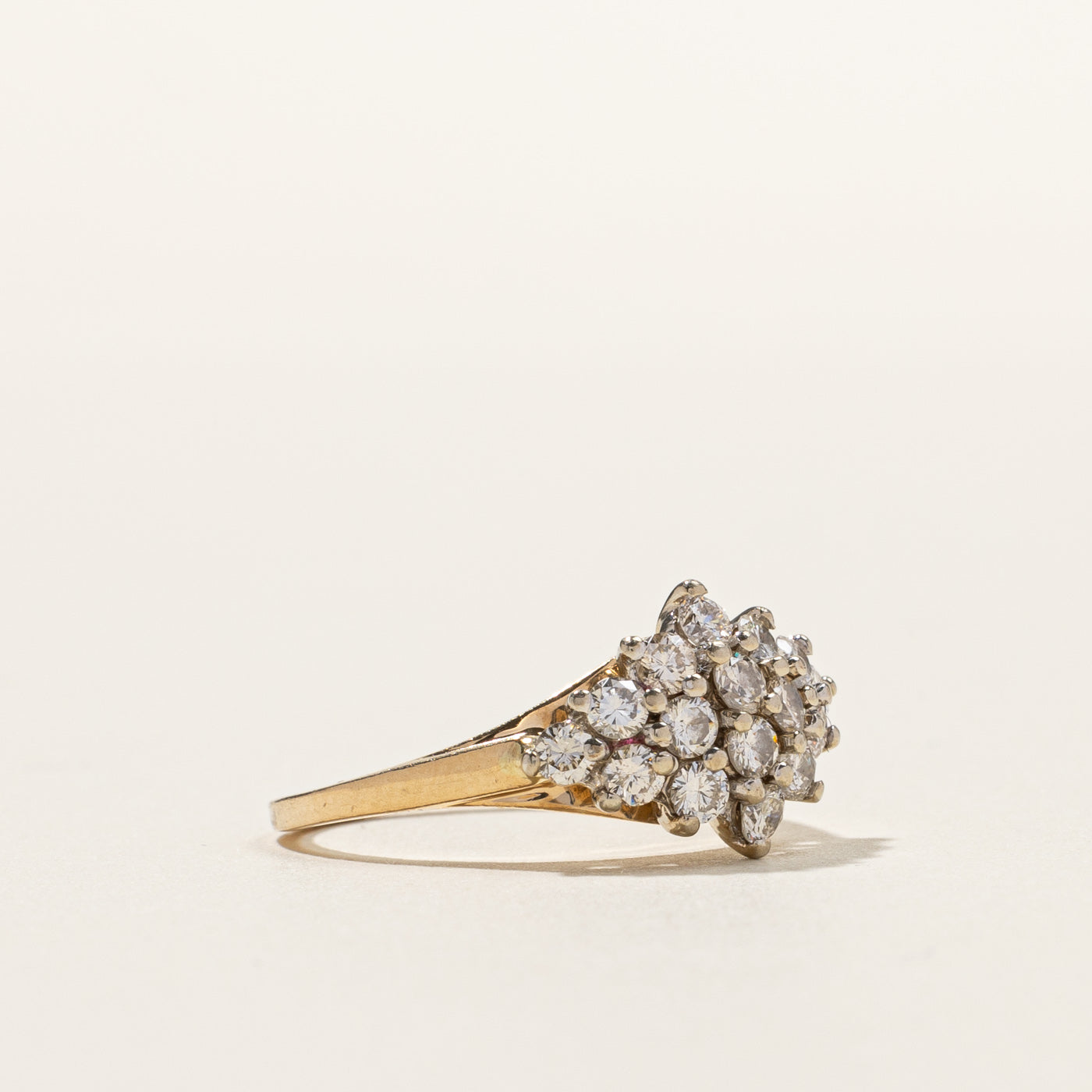Cluster Diamond Ring | 0.64ctw | SZ 6.25 |
