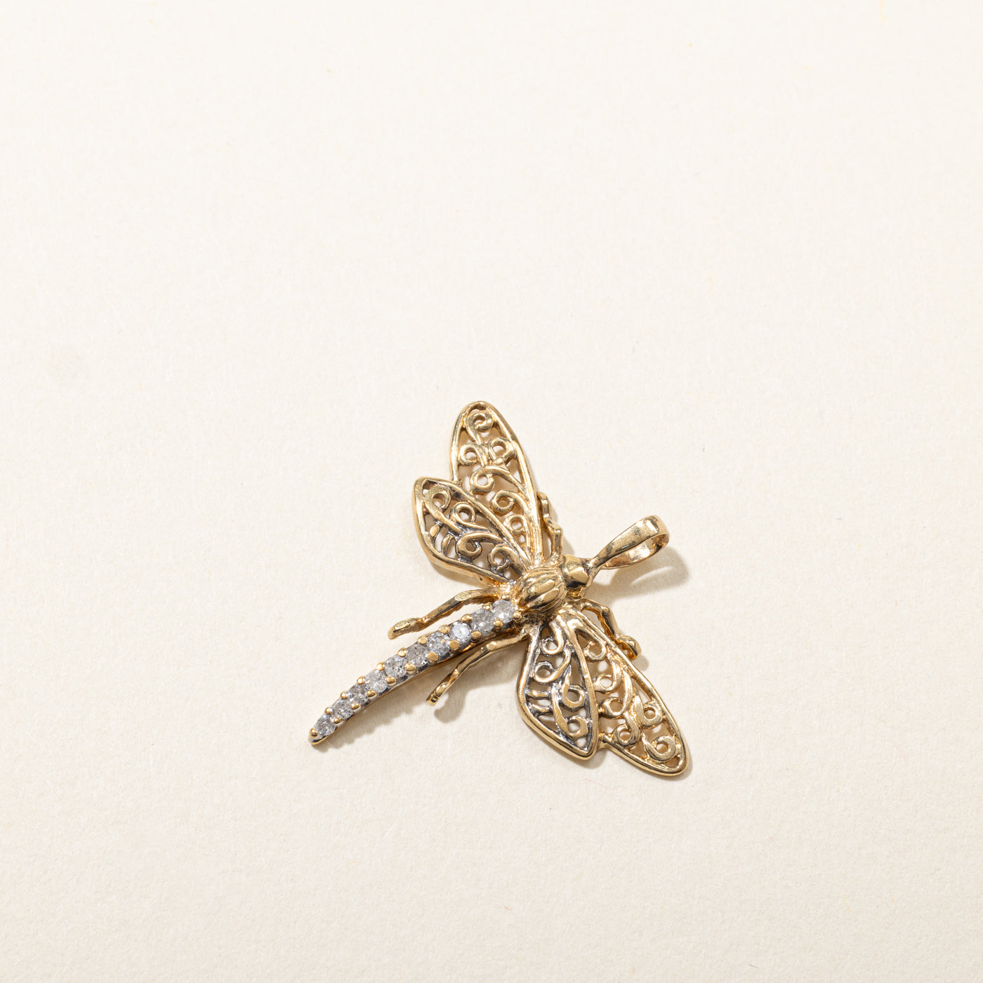 Pendentif Libellule en Diamant | 0,11 ct |