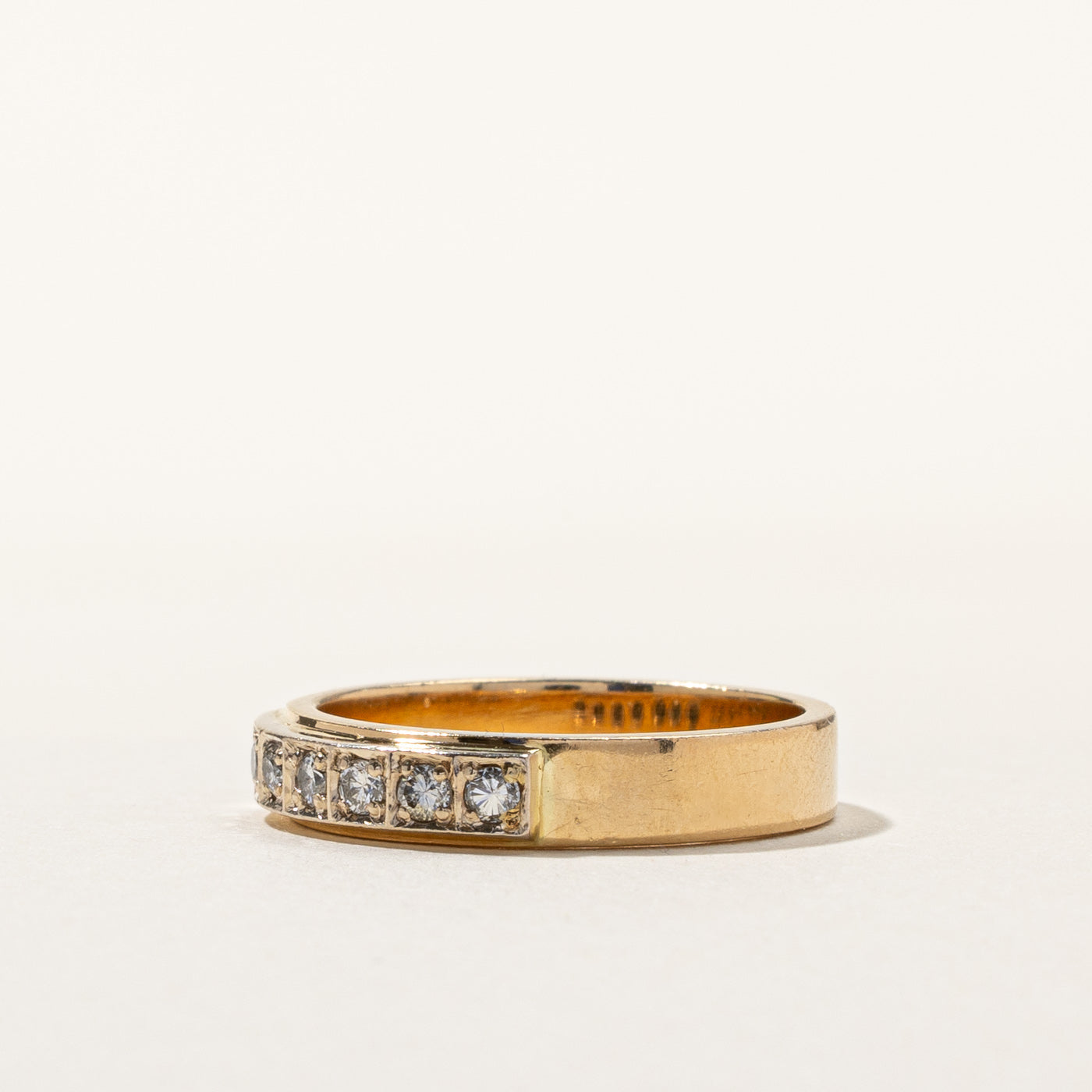 Seven Stone Diamond Ring | 0.14ctw | SZ 5.75 |