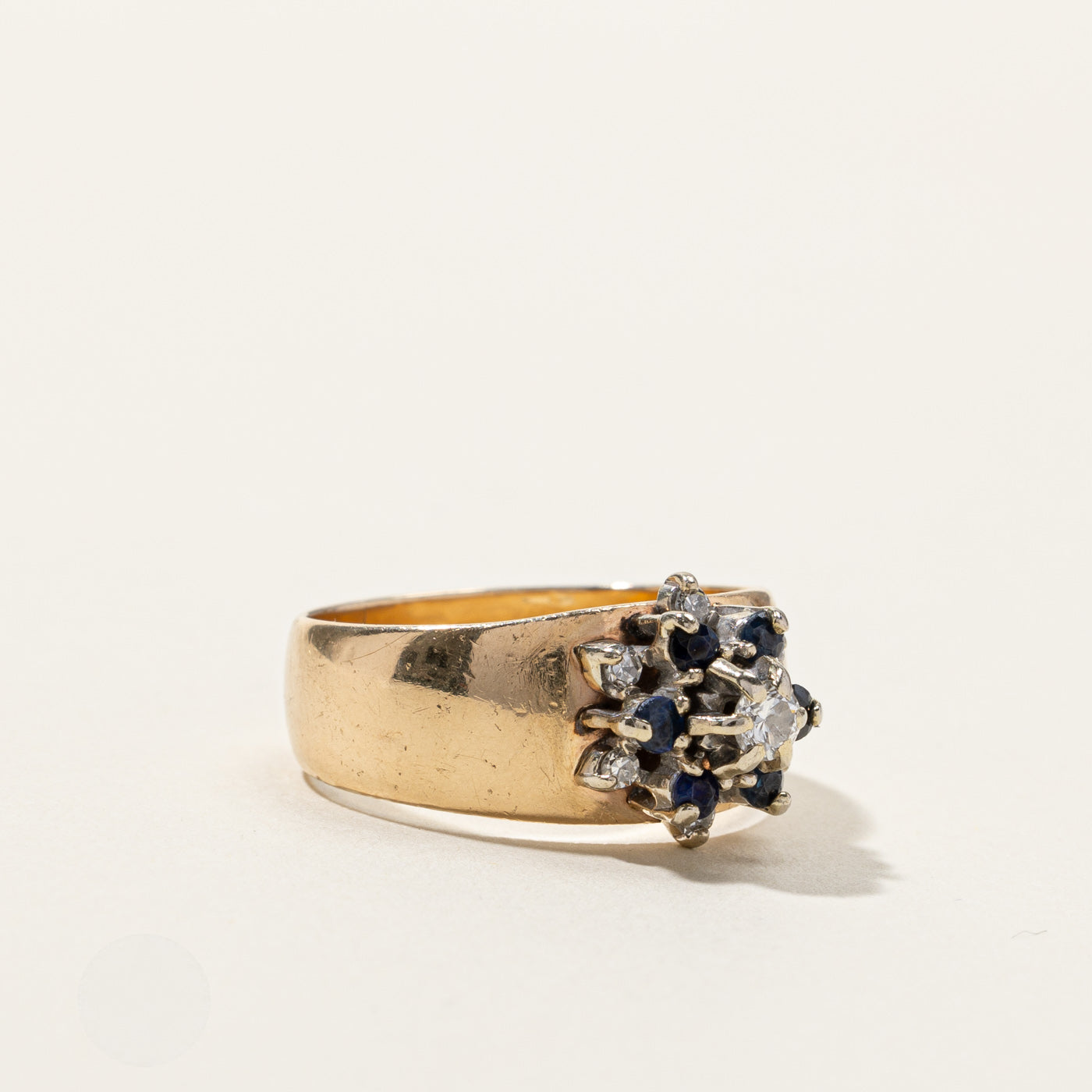 Cluster Diamond & Sapphire Gold Ring | 0.26ctw | SZ 7.75 |