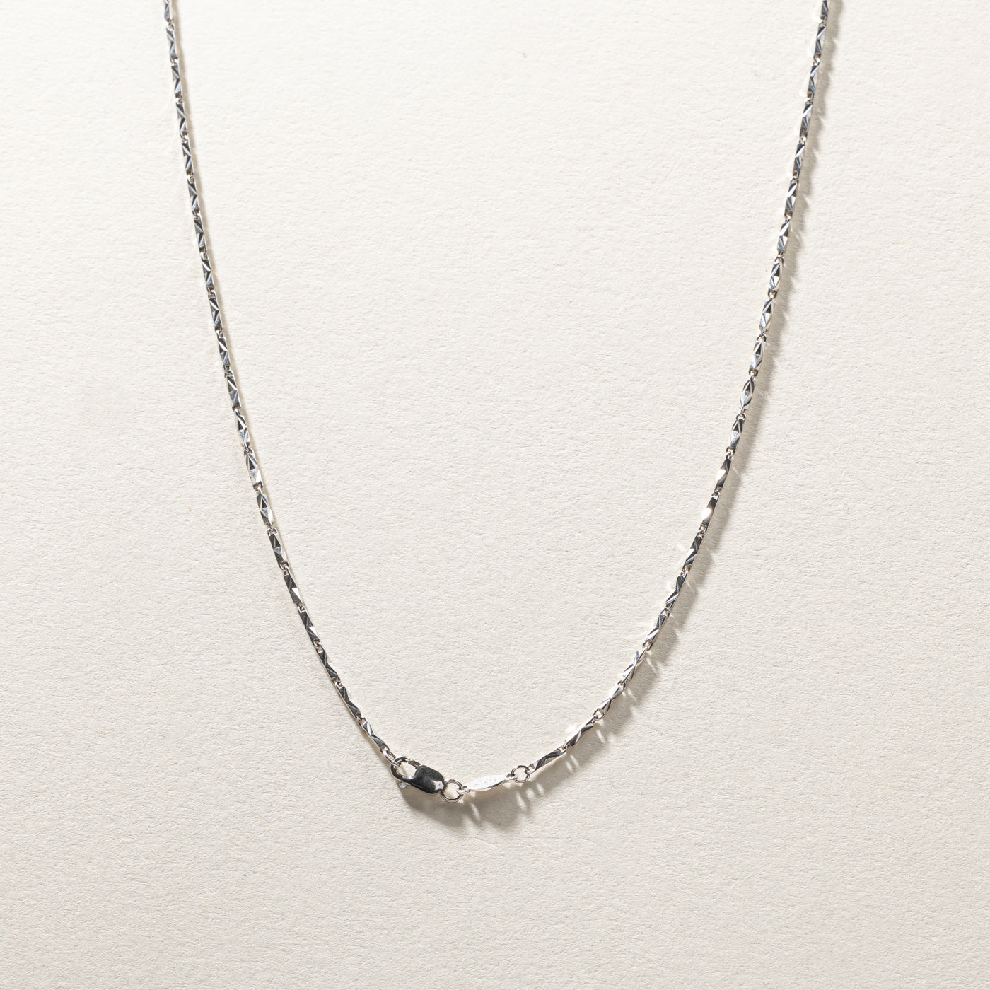 Platinum Textured Chain | 16"|