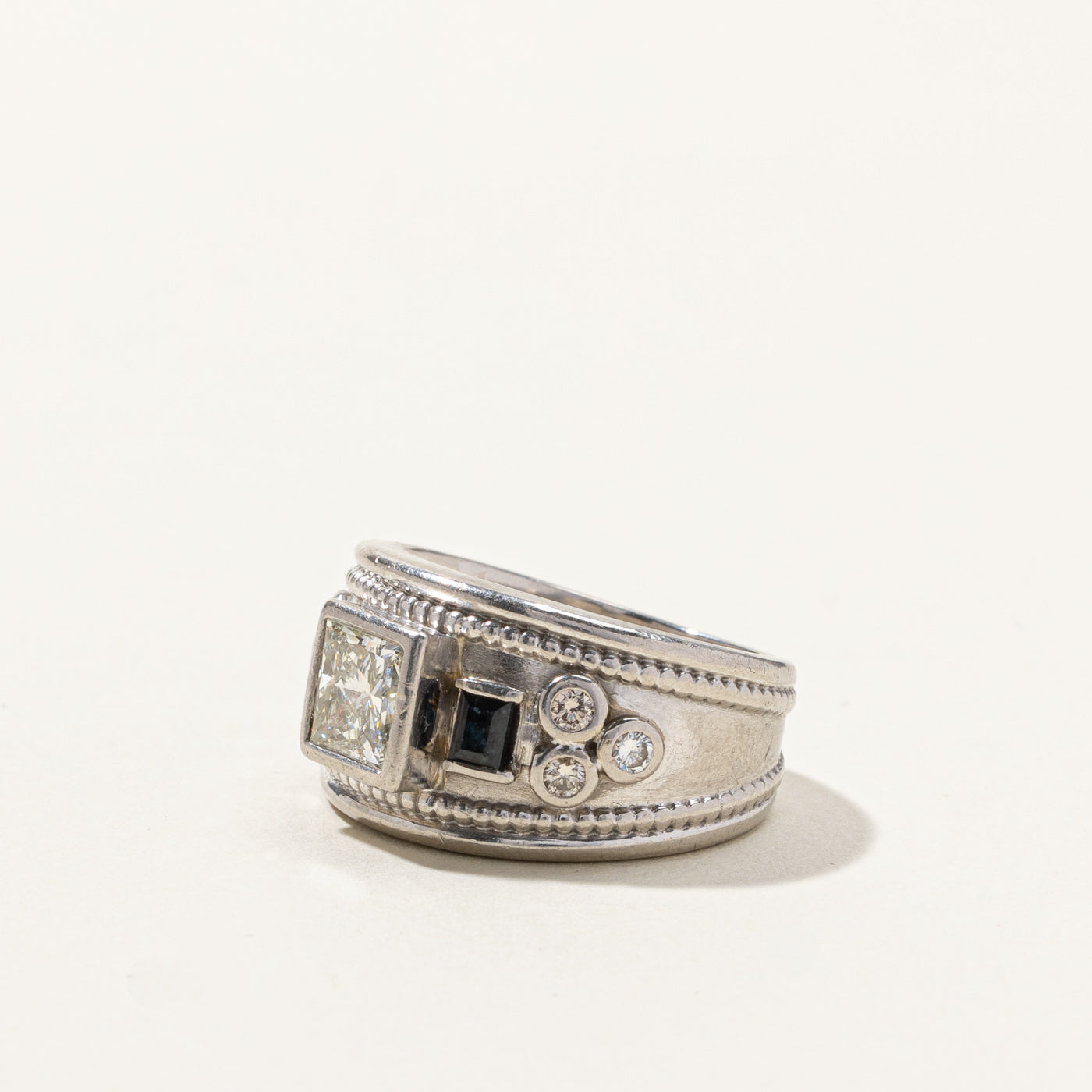 Bague de fiançailles en diamant et alexandrite | 1,63 ct SI1 I/J | 0,48 ct | Taille 7,5 |
