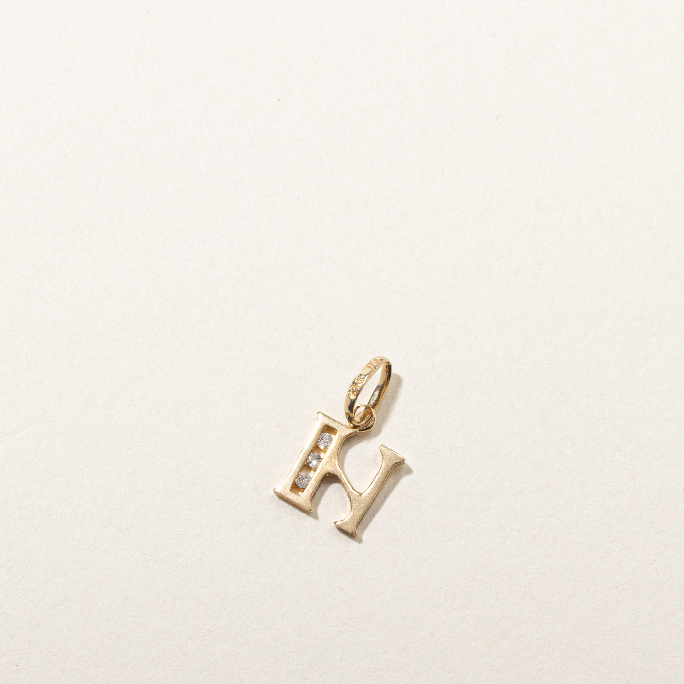Diamond H Letter Pendant | 0.03ctw |