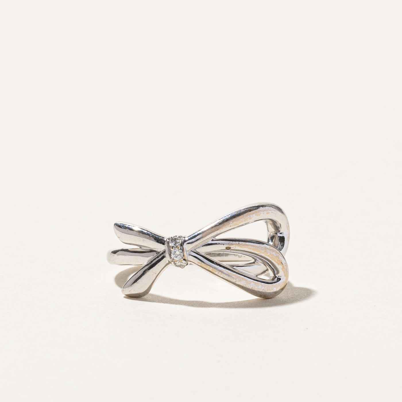 Diamond Bow Ring | 0.04ctw | SZ 6.75 |