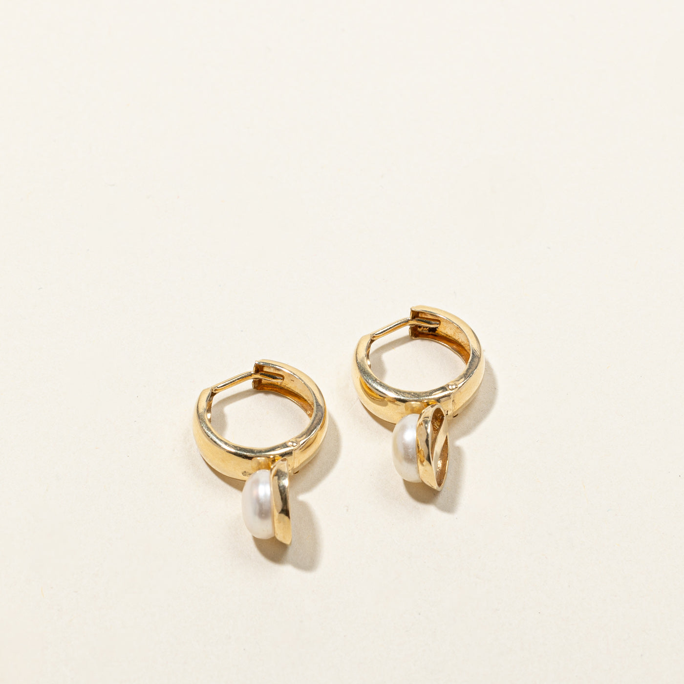 Pearl Dangle Earrings