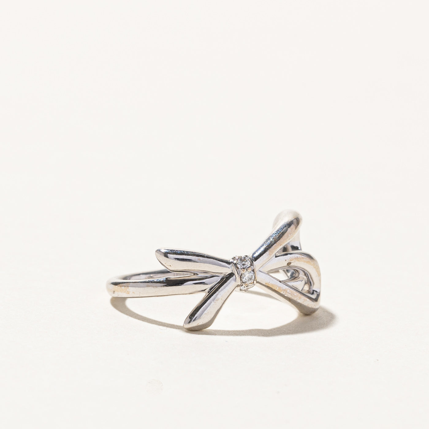 Diamond Bow Ring | 0.04ctw | SZ 6.75 |