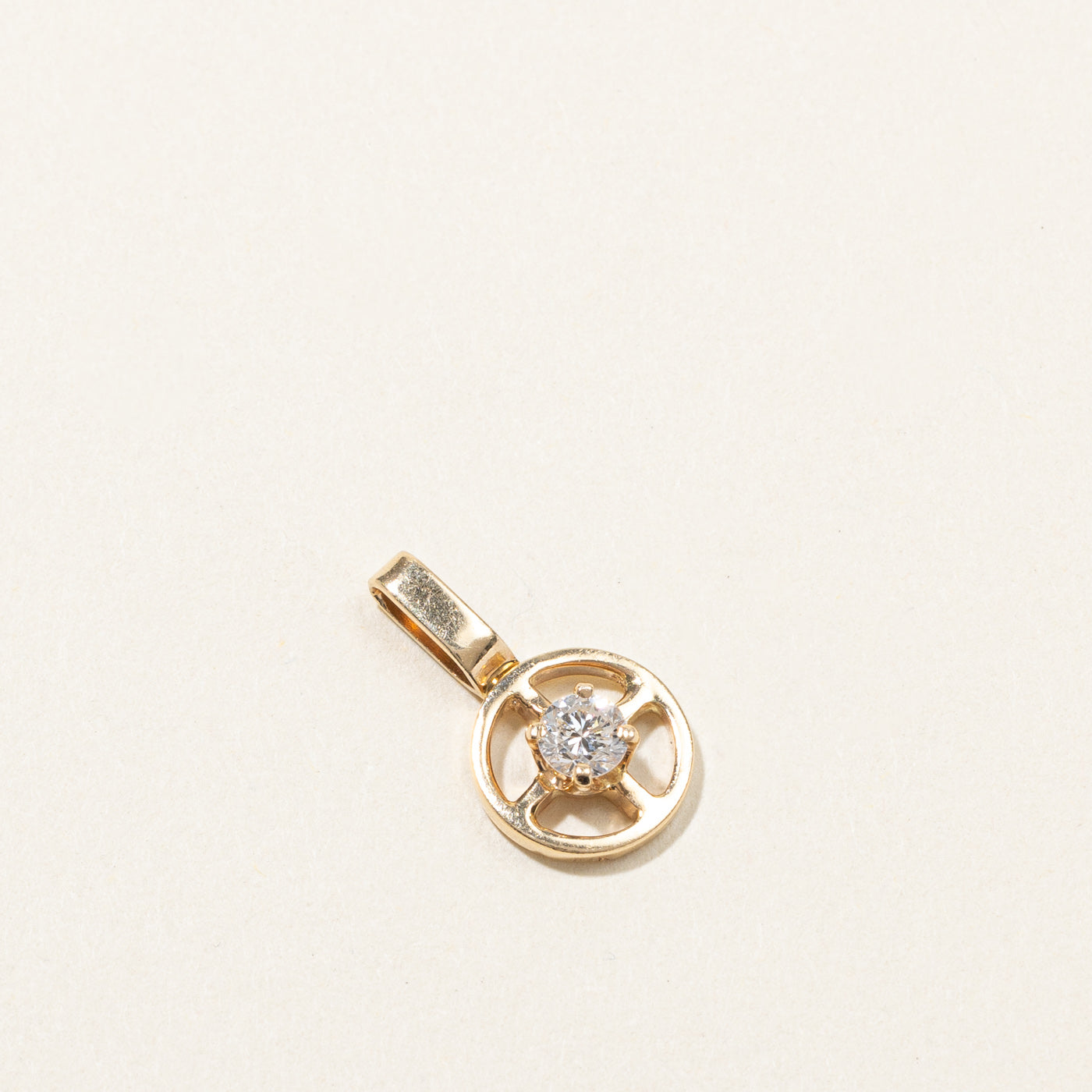 Solitaire Diamond Pendant | 0.20ct |