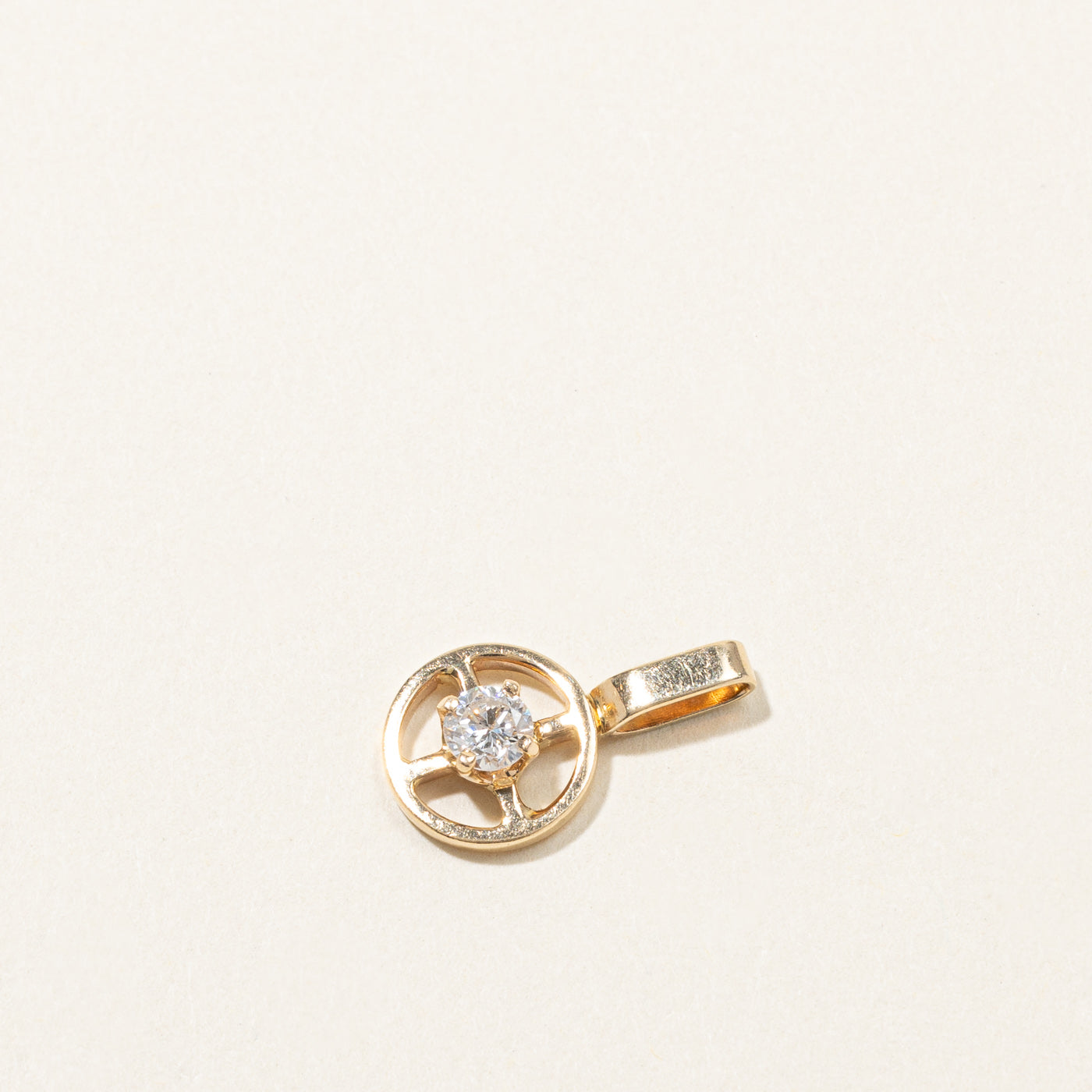 Solitaire Diamond Pendant | 0.20ct |
