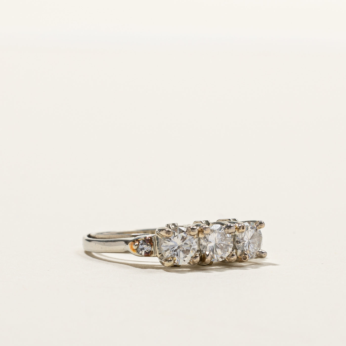 Three Stone Diamond Ring | 0.87ctw | SZ 6 |