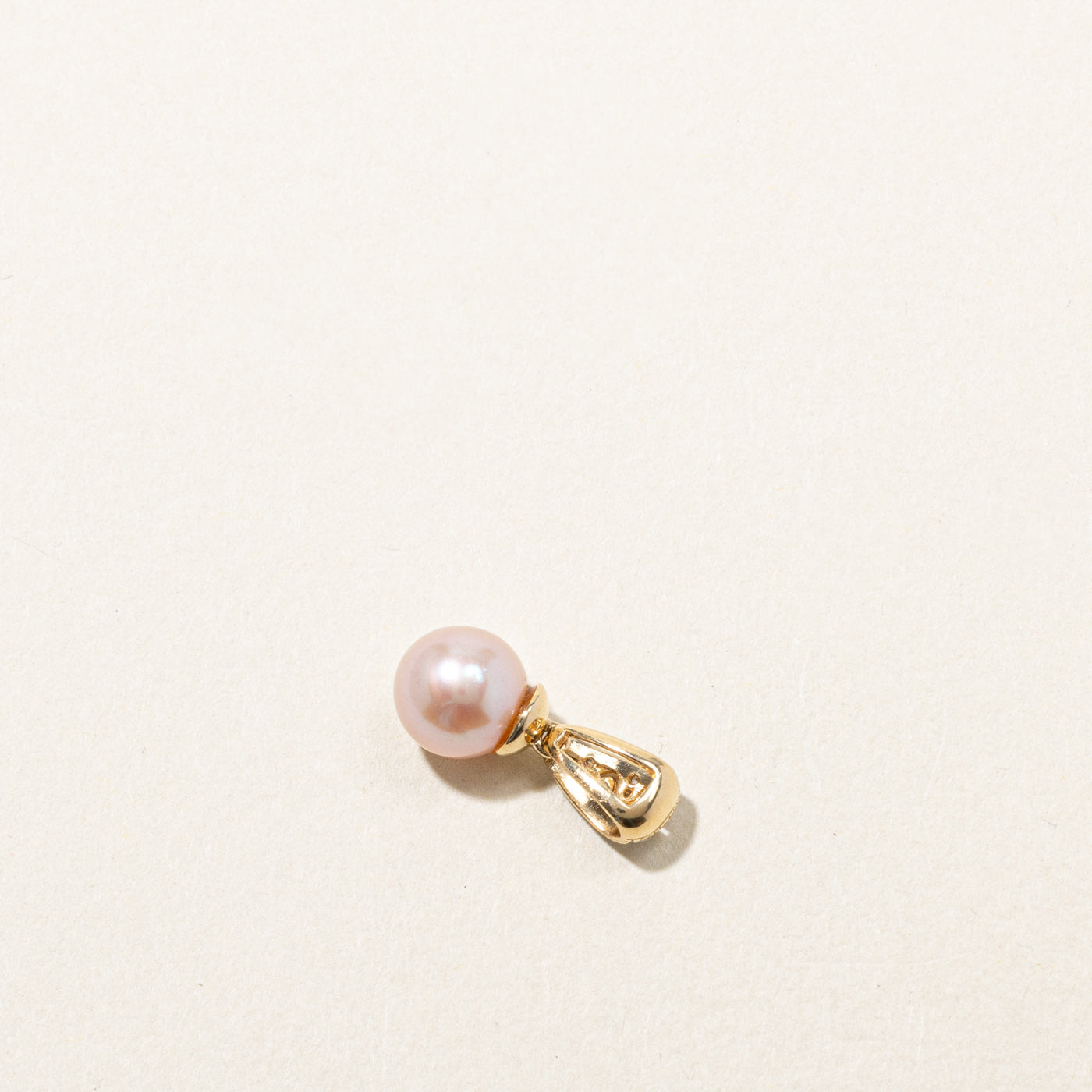 Diamond & Pearl Pendant | 0.08ctw |
