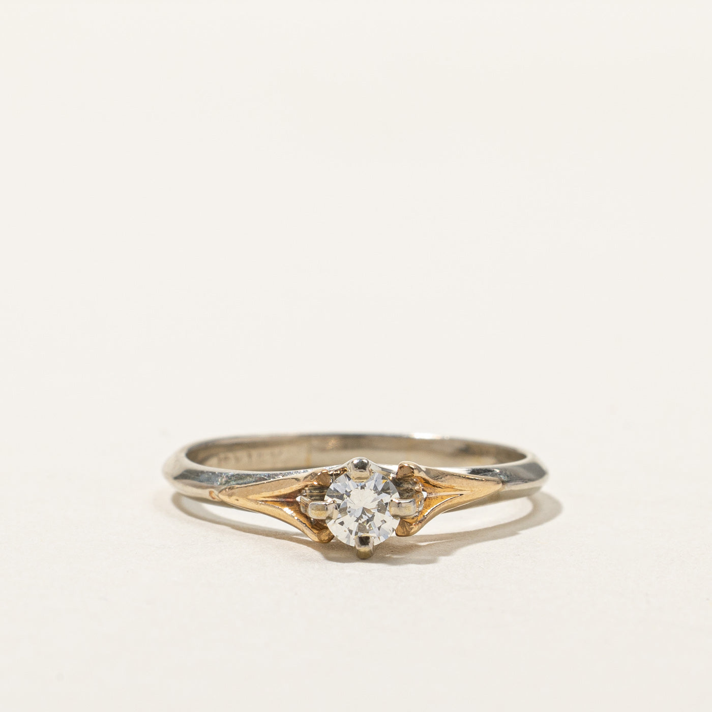 High Set Diamond Ring | 0.23ct | SZ 8 |