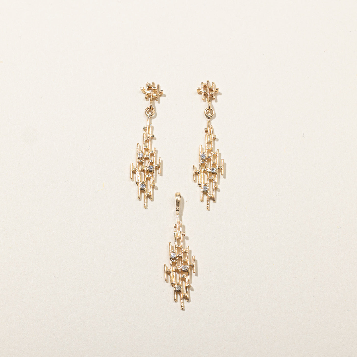 Textured Diamond Earrings & Pendant Set | 0.18ctw |