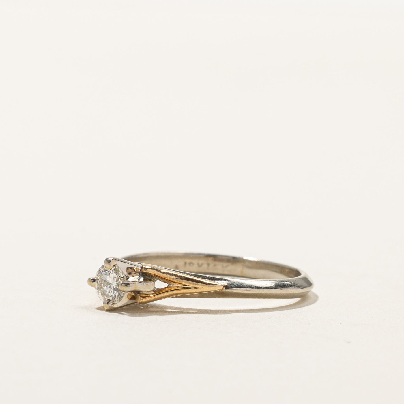High Set Diamond Ring | 0.23ct | SZ 8 |