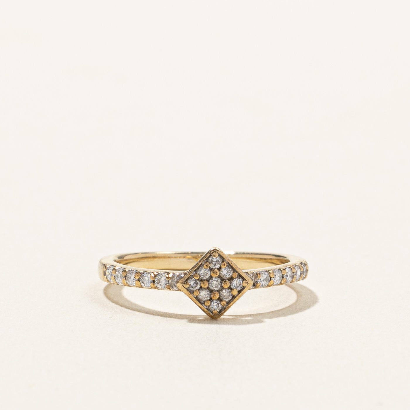 Cluster Diamond Ring | 0.19ctw | SZ 5 |