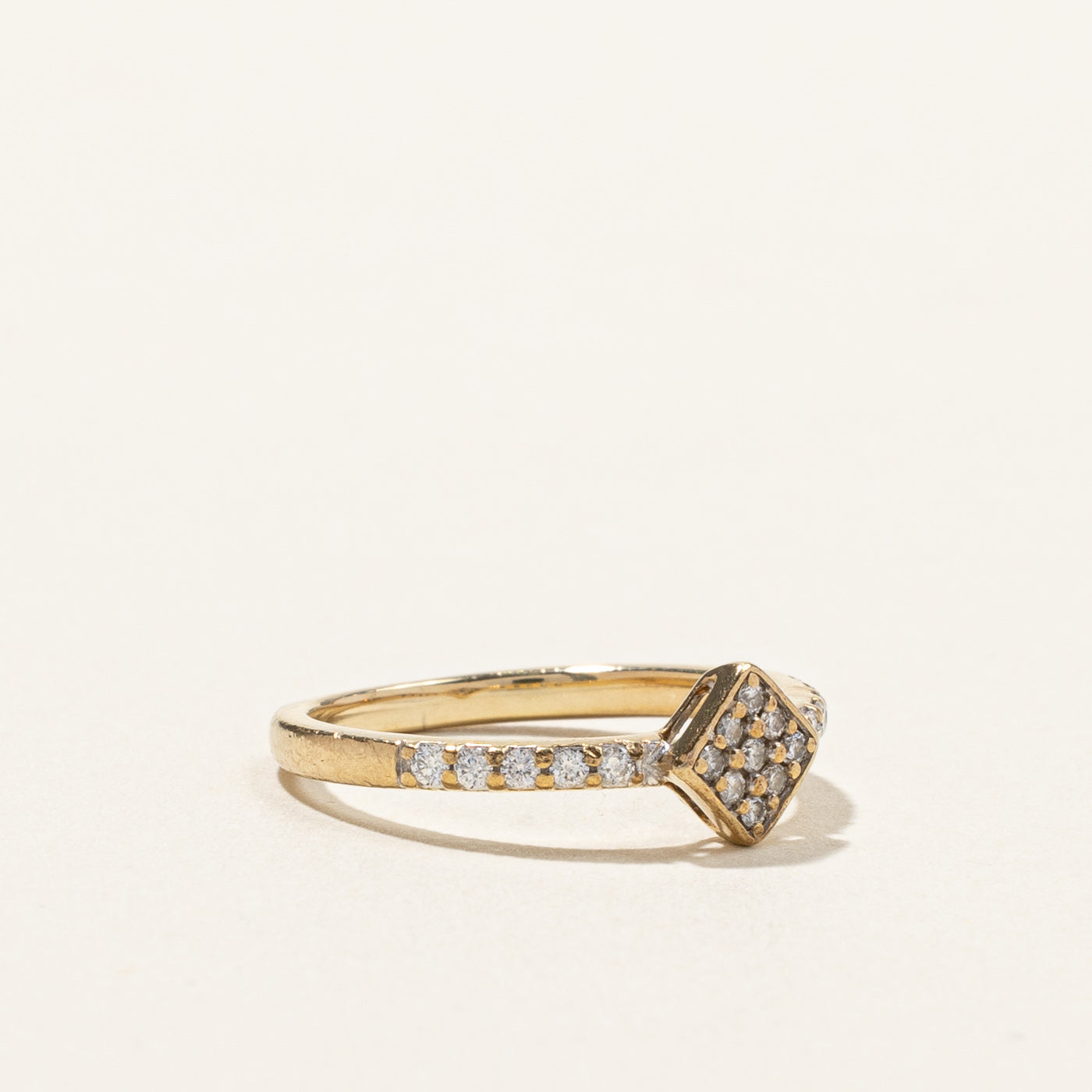 Cluster Diamond Ring | 0.19ctw | SZ 5 |