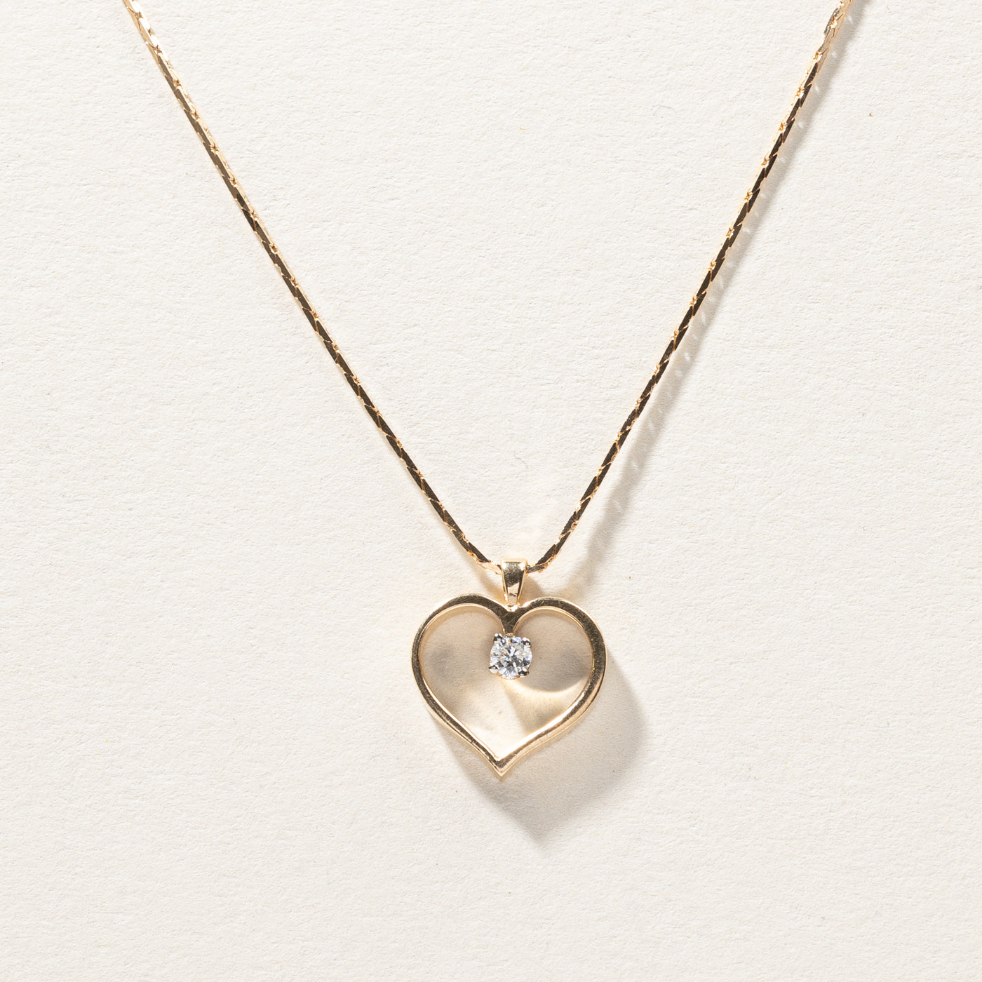 Diamond Heart Pendant Necklace | 0.14ct | 16"|