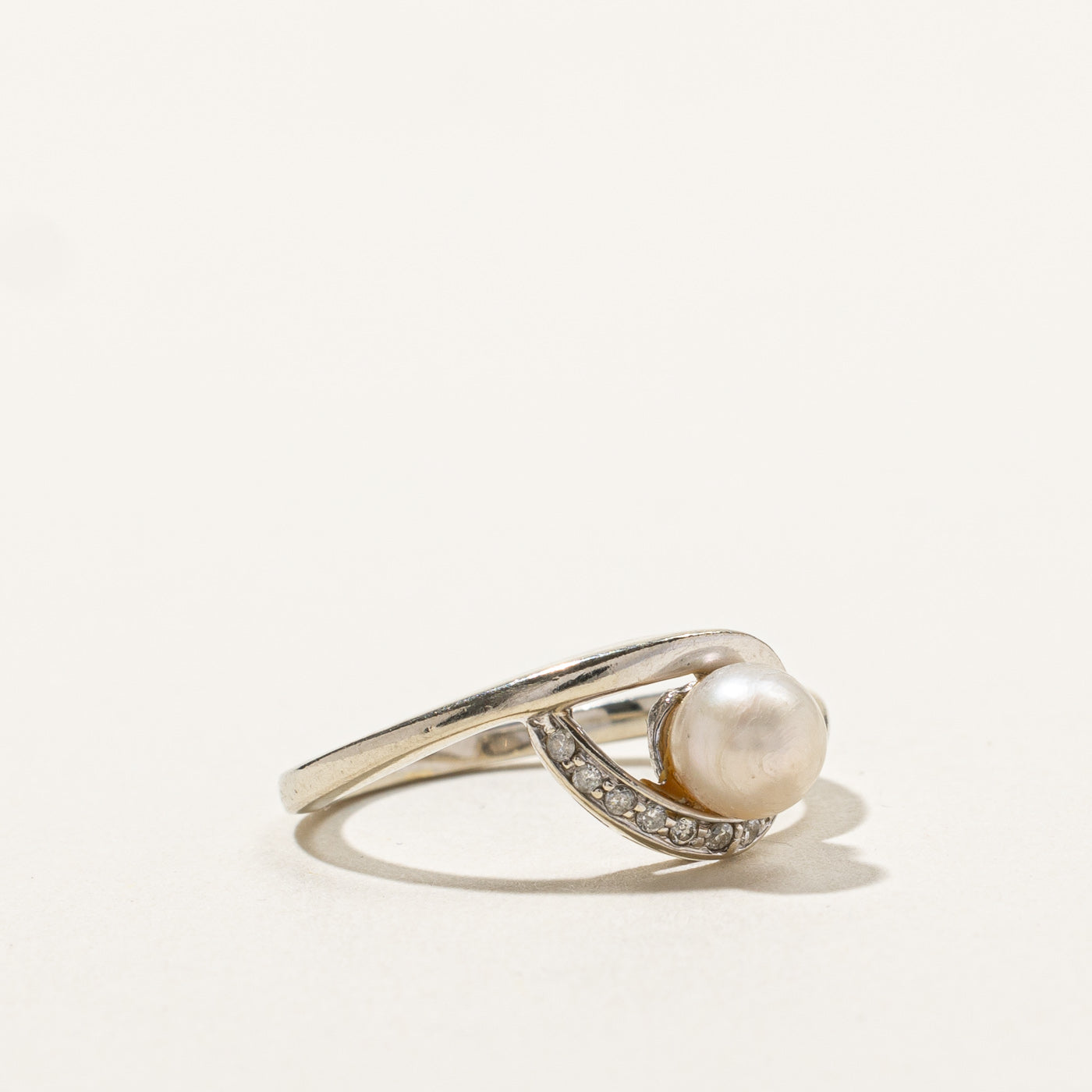 Bypass Pearl & Diamond Ring | 0.03ctw | SZ 4.5 |