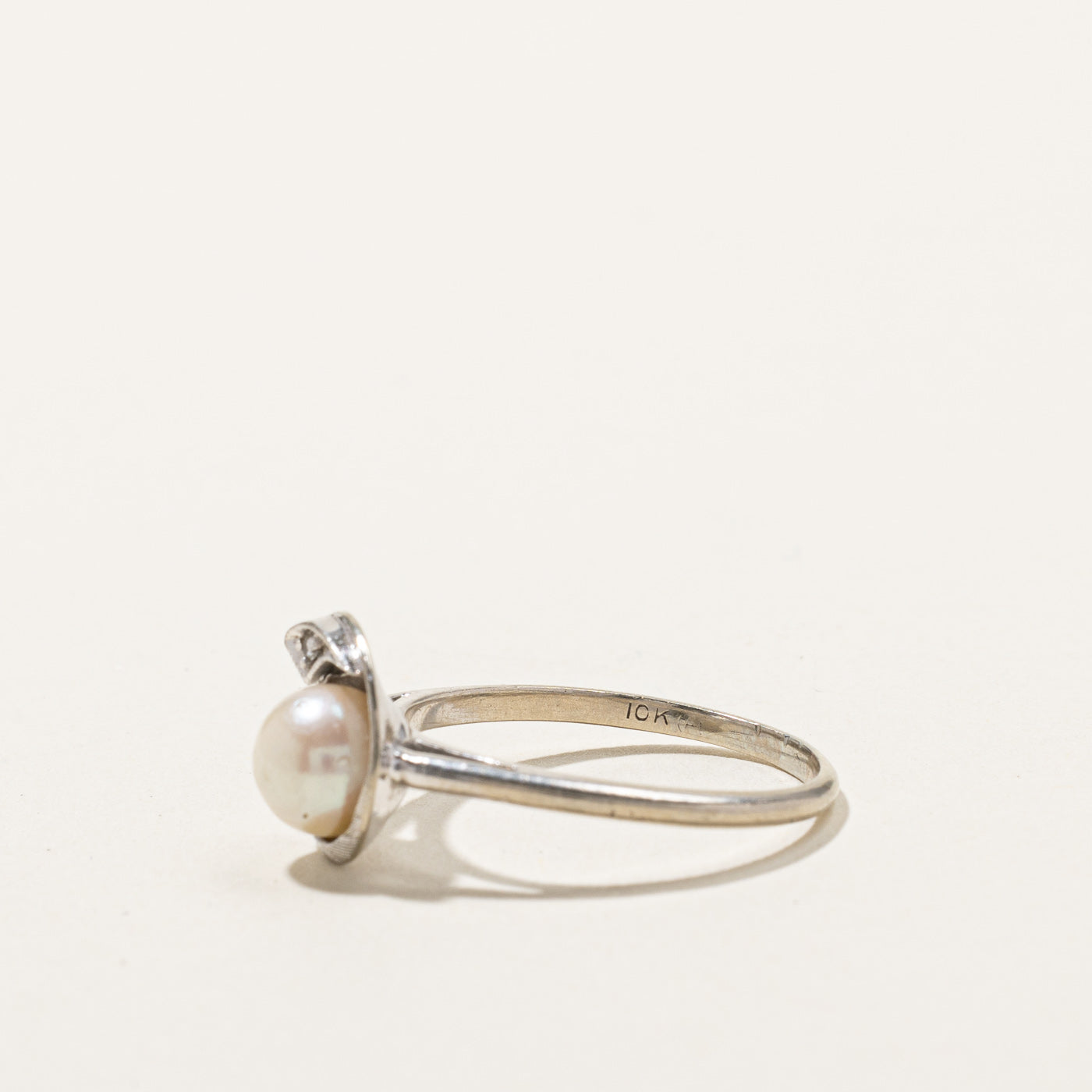 Pearl & Diamond Swirl Ring | 0.005ct | SZ 6.5 |