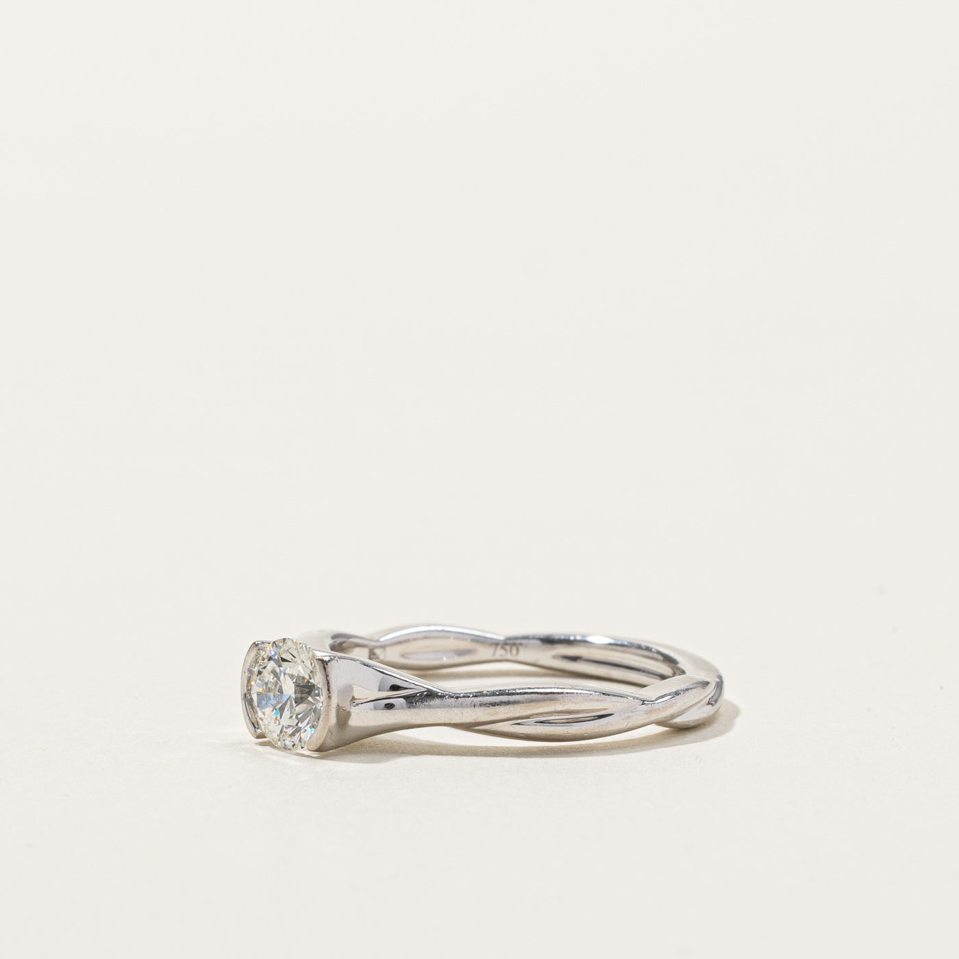 Semi Bezel Solitaire Diamond Ring | 0.57ct VS1/VS2 I/J | SZ 6.75 |