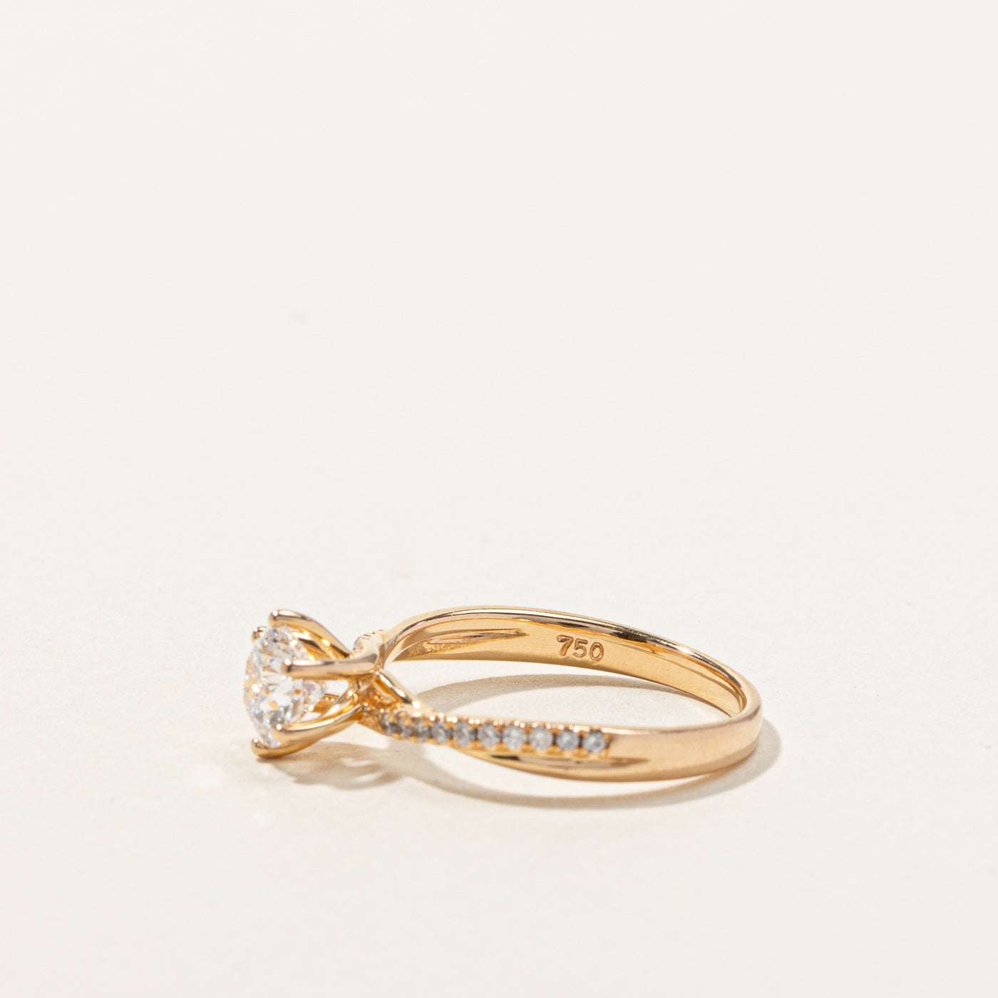 Solitaire with Accents Diamond Ring | 0.75ctw SI1 D | SZ 4.75 |