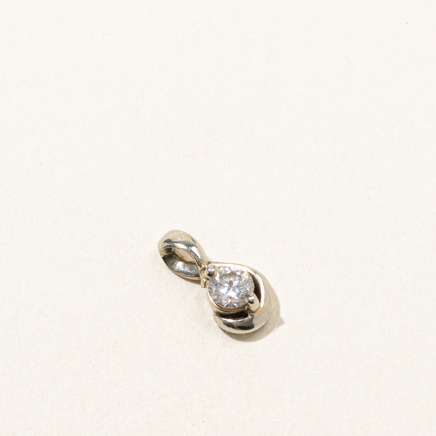 Solitaire Diamond Pendant | 0.26ct |