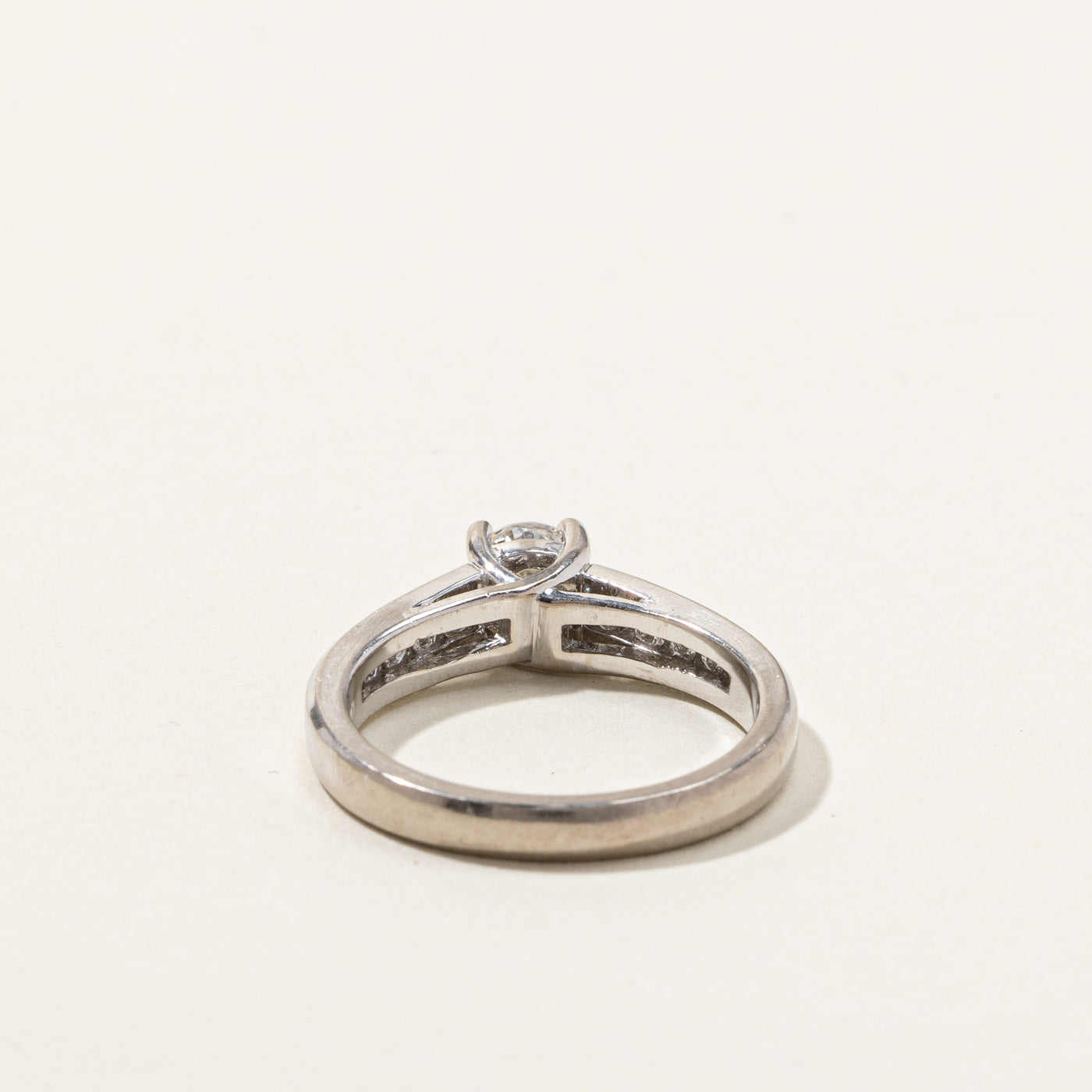 Solitaire with Accents Diamond Ring | 0.75ctw VS2 F | SZ 6.75 |