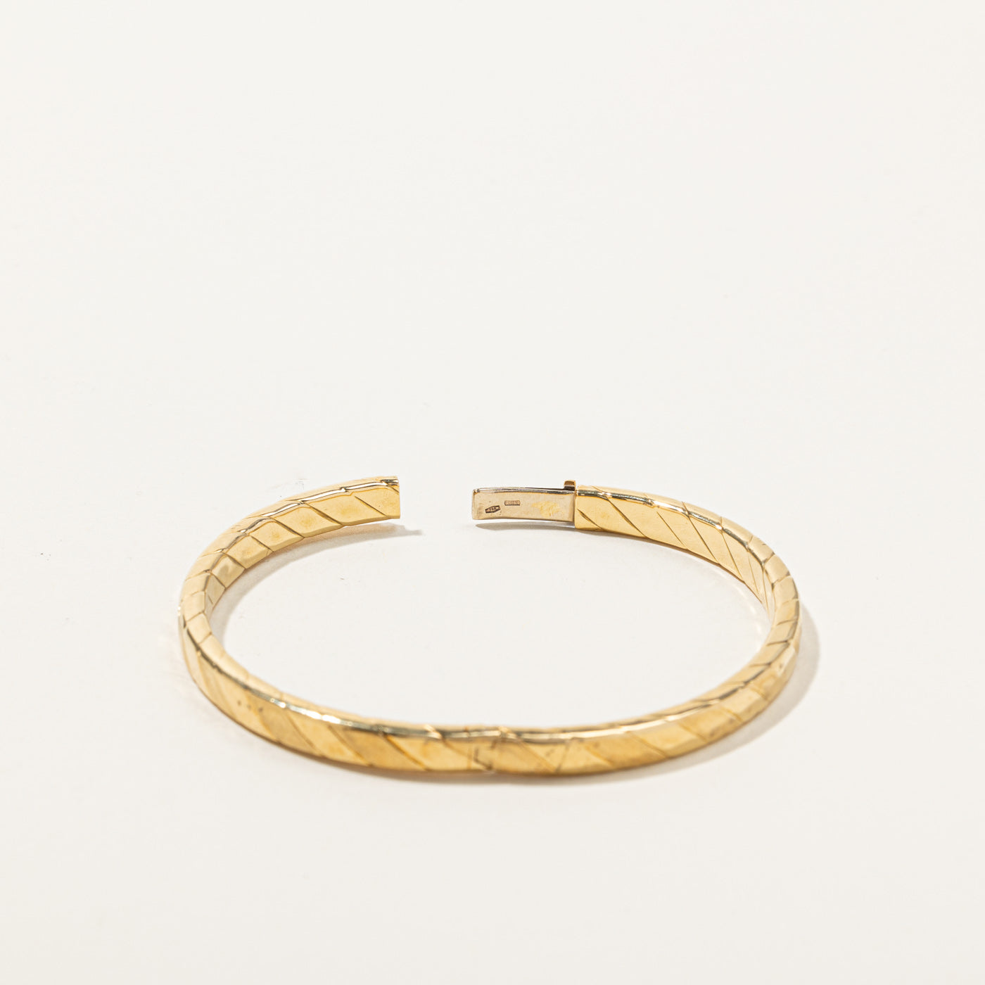 Textured Gold Bangle | 7"|