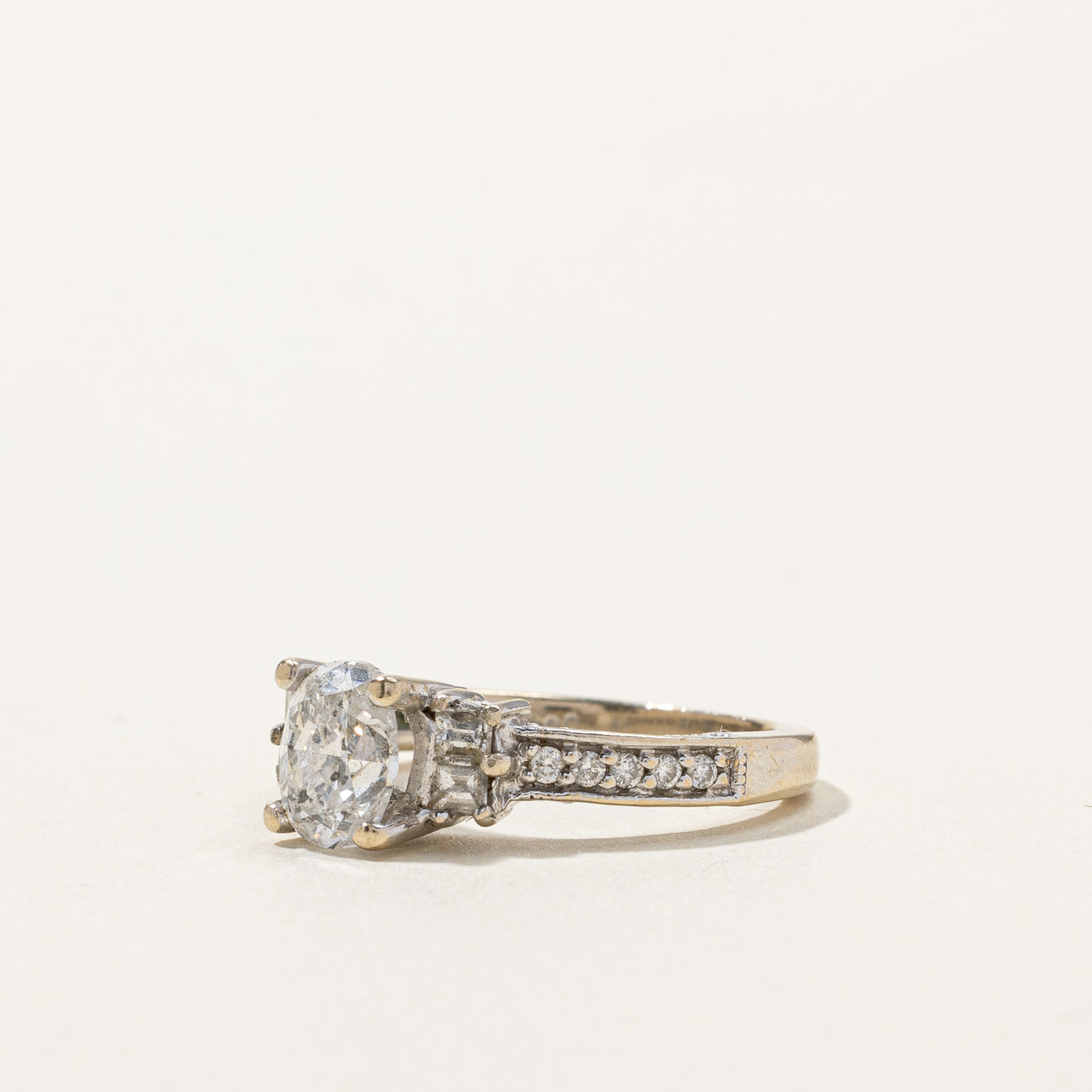 Oval Diamond Engagement Ring | 1.12ctw I1 H | SZ 5.5 |