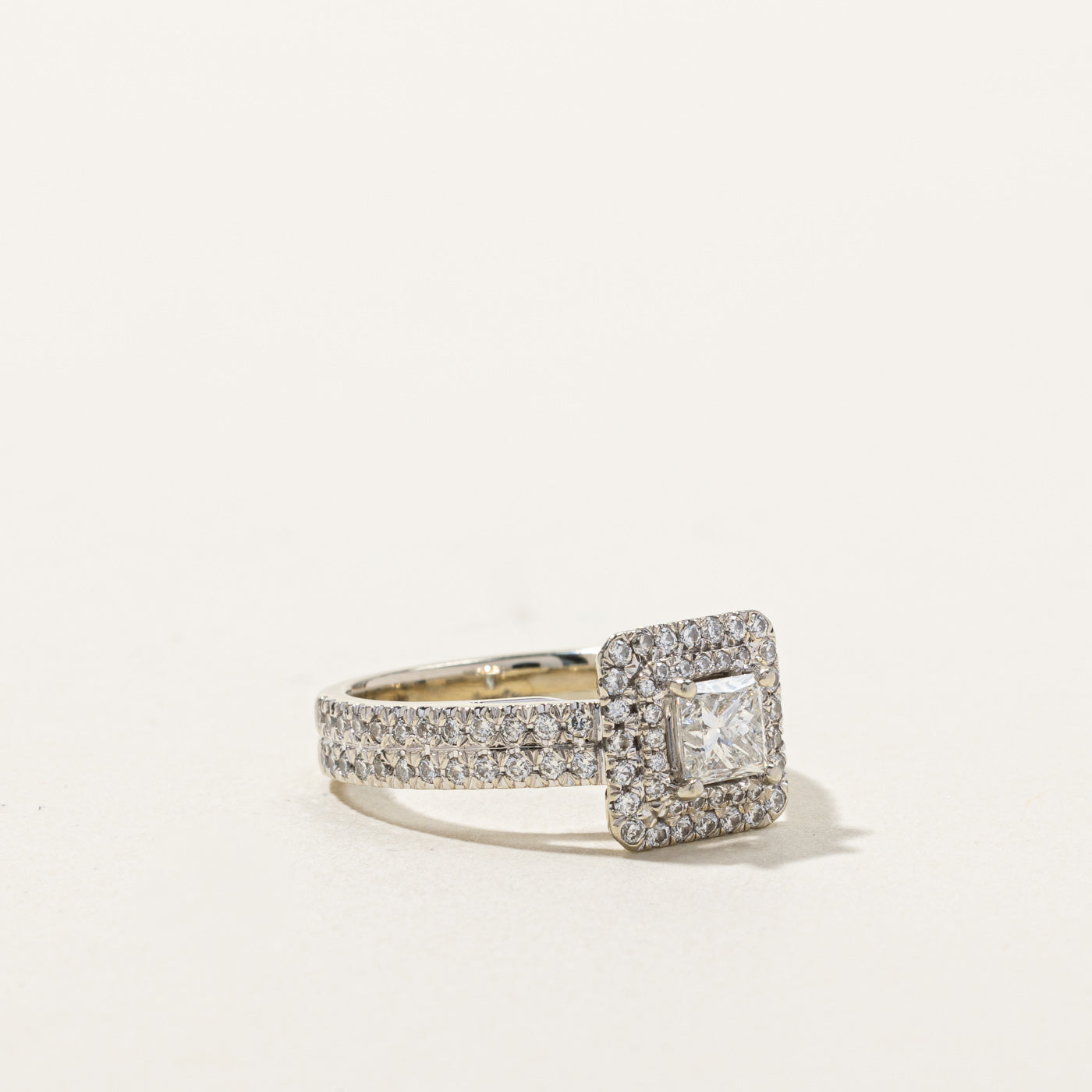 Halo Diamond Engagement Ring | 1.24ctw | SZ 7 |