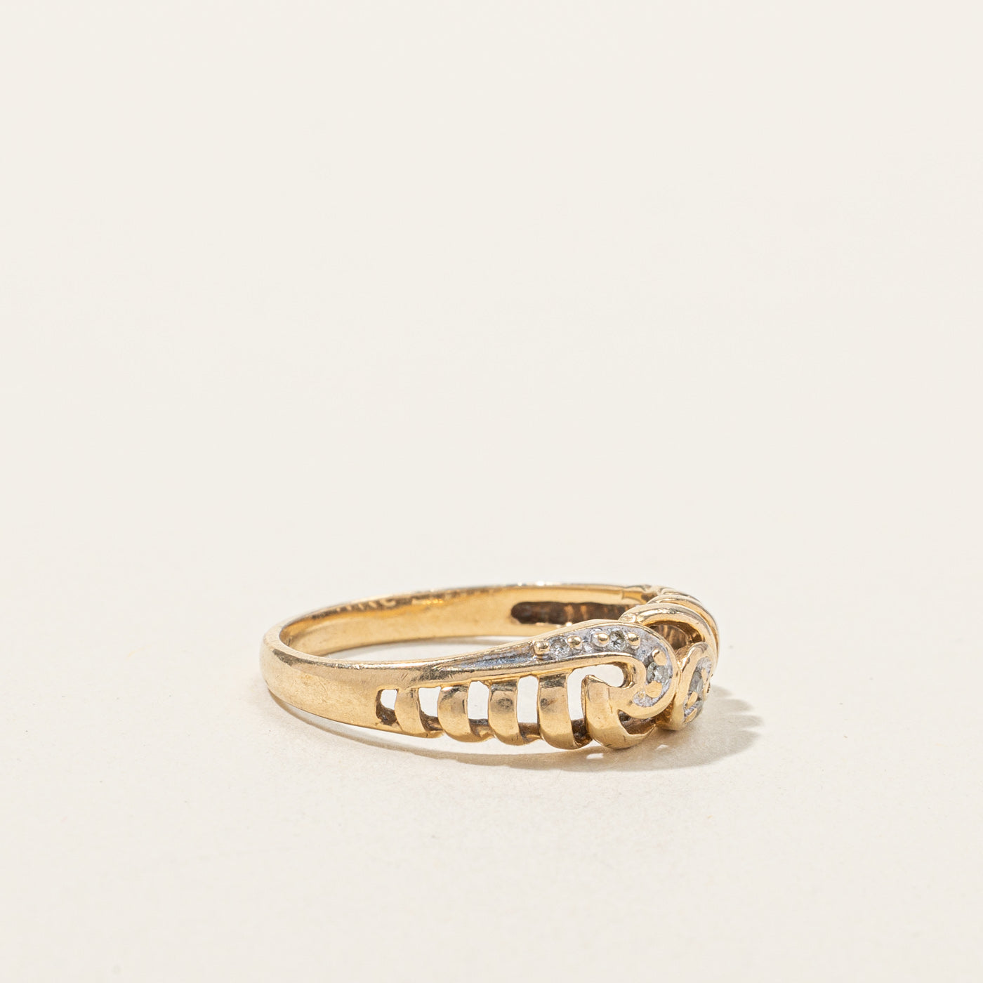 Textured Diamond Ring | 0.04ctw | SZ 6.5 |