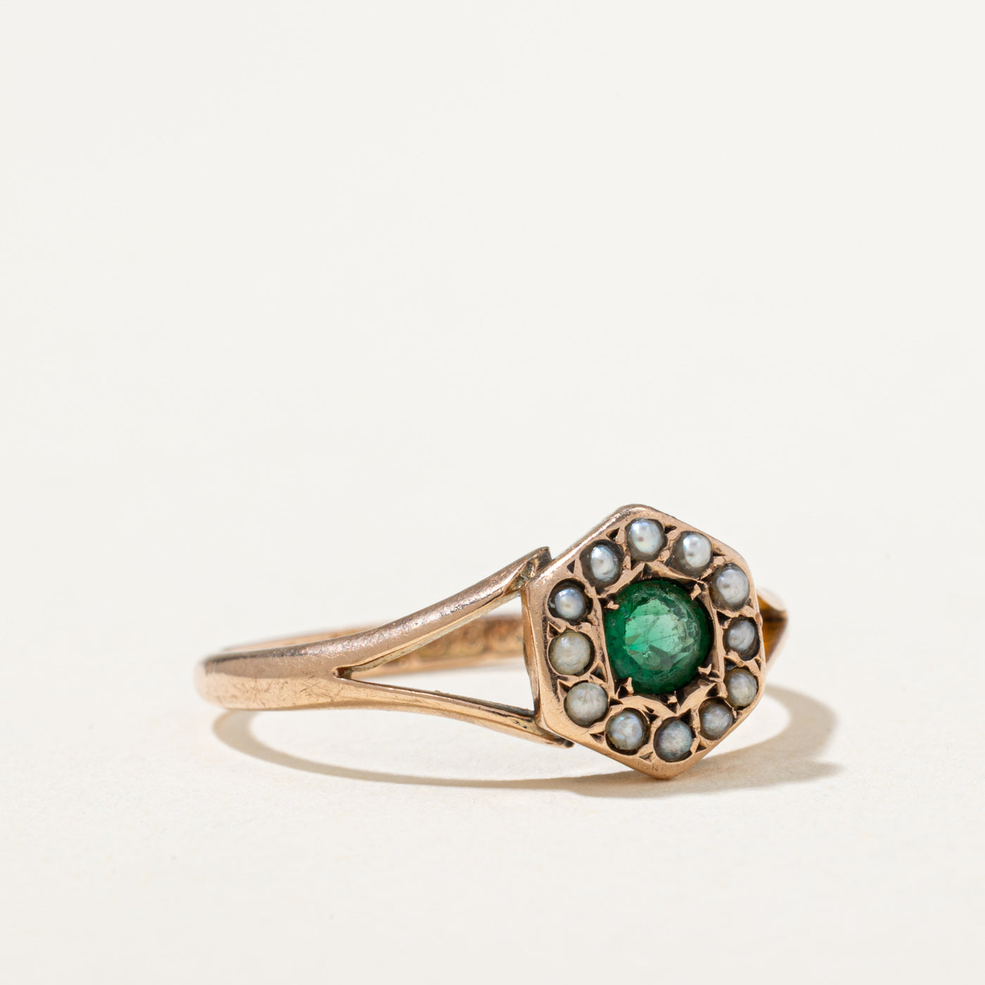 1908 Chester Garnet & Seed Pearls Ring | 0.02ctw | SZ 7