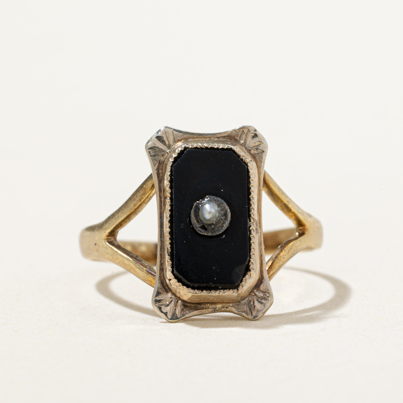 Onyx & Seed Pearl Tapered Ring | 0.55ctw | SZ 5.25
