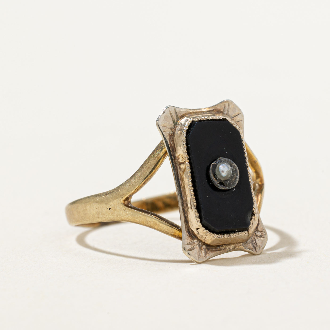 Onyx & Seed Pearl Tapered Ring | 0.55ctw | SZ 5.25