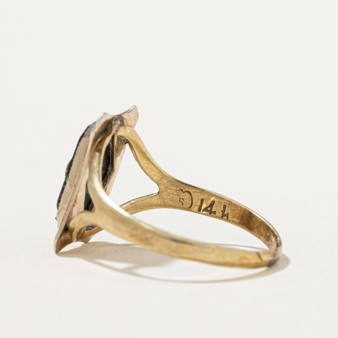 Onyx & Seed Pearl Tapered Ring | 0.55ctw | SZ 5.25