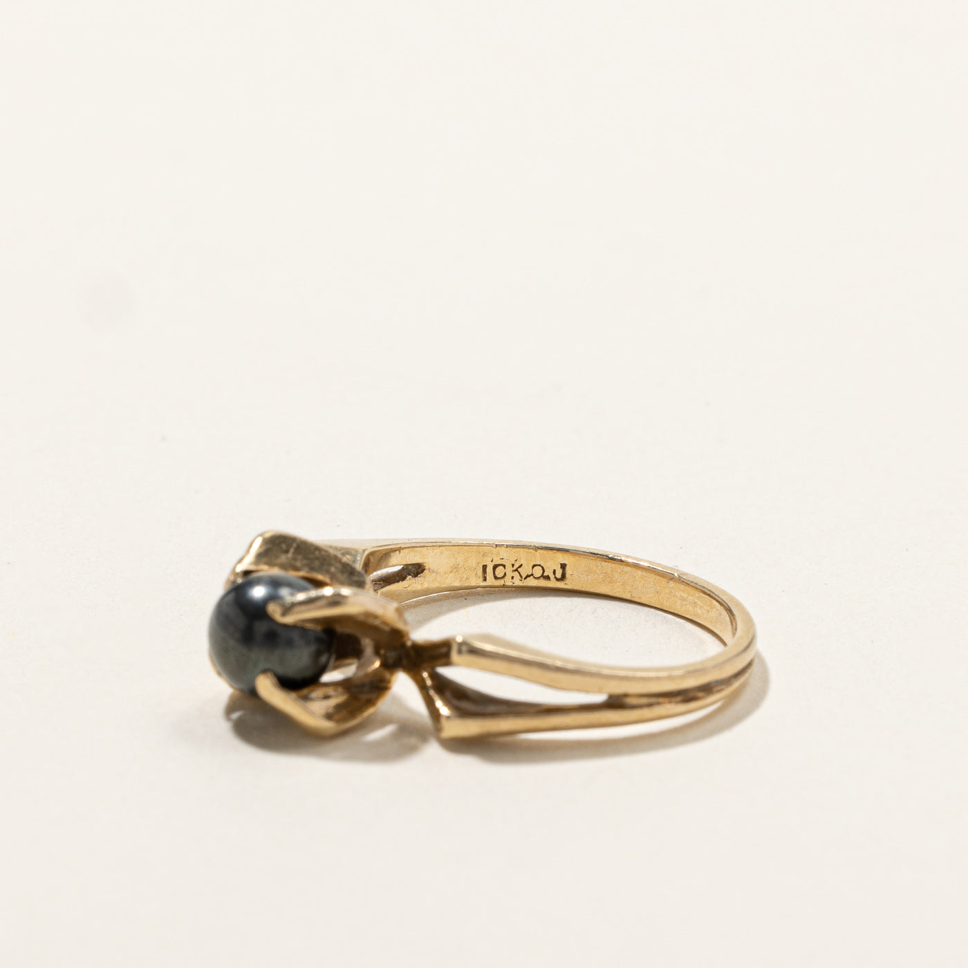Hematite Gold Ring | SZ 5.5 |