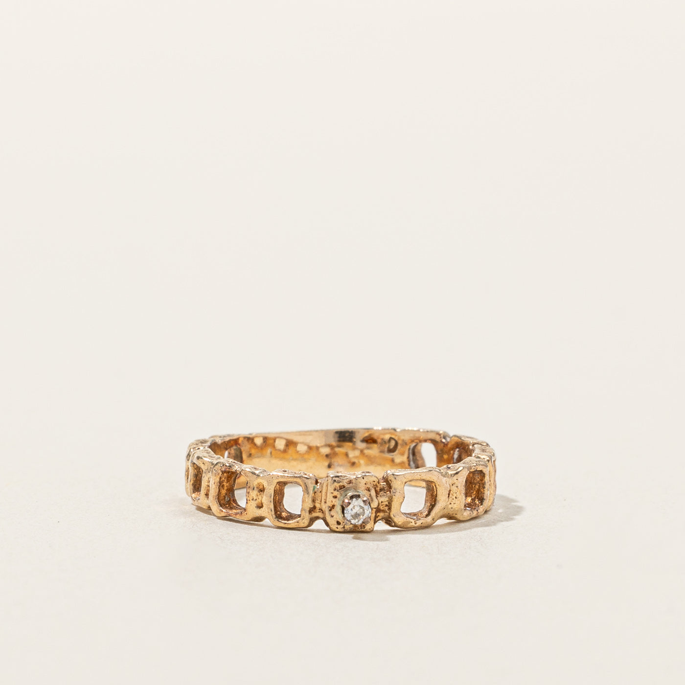 Bague texturée en diamant | 0,01 ct | Taille 6 |